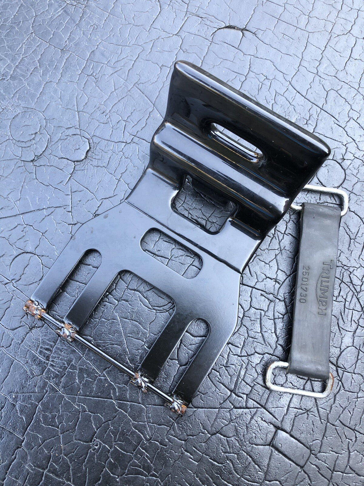 Triumph Speed Triple 1050 Battery Holder Clip Stay 2011 2012 2013 2014 OEM