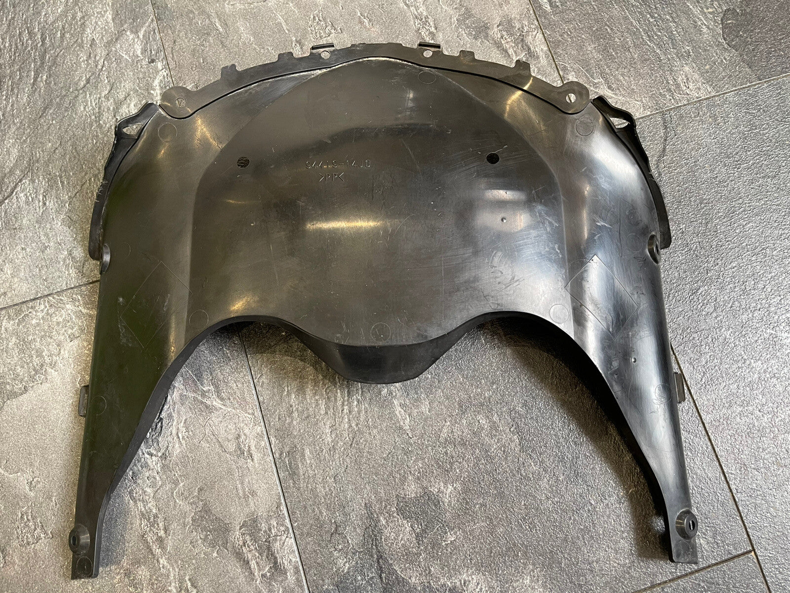Suzuki GSXR 750 2013 L3 Nose Cone Under Panel GSXR 600 2011-2018 L1-L8 OEM