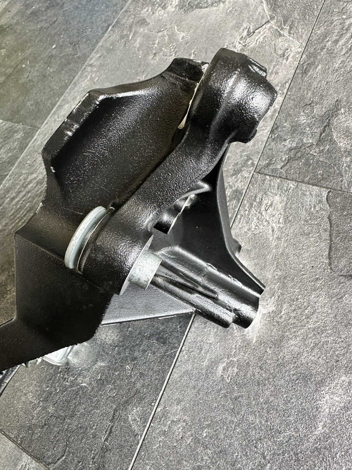 MV AGUSTA Dragster 800 RR LH44 2017 Right Lower Frame Mount Bracket 274 Miles