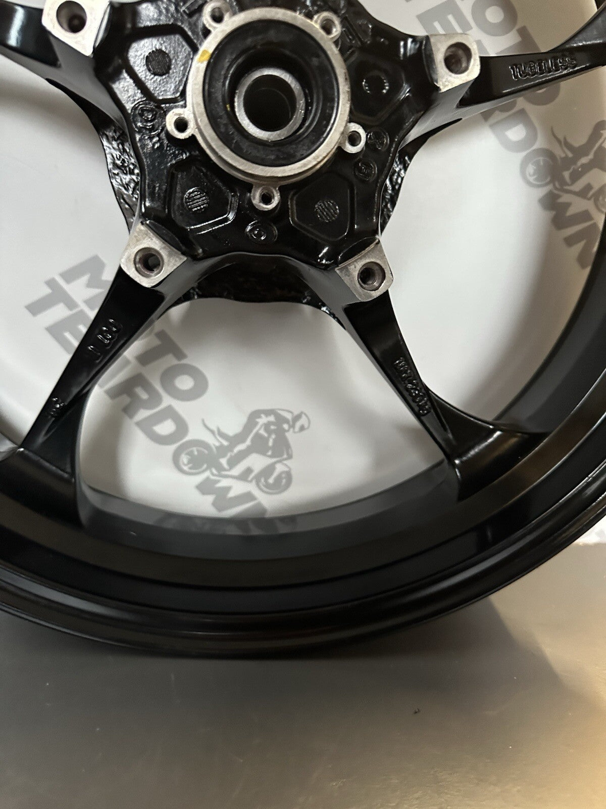 KTM 125 DUKE rear Wheel 2024 KTM 125 DUKE Rear Wheel ONLY 51 Miles OEM 2024-