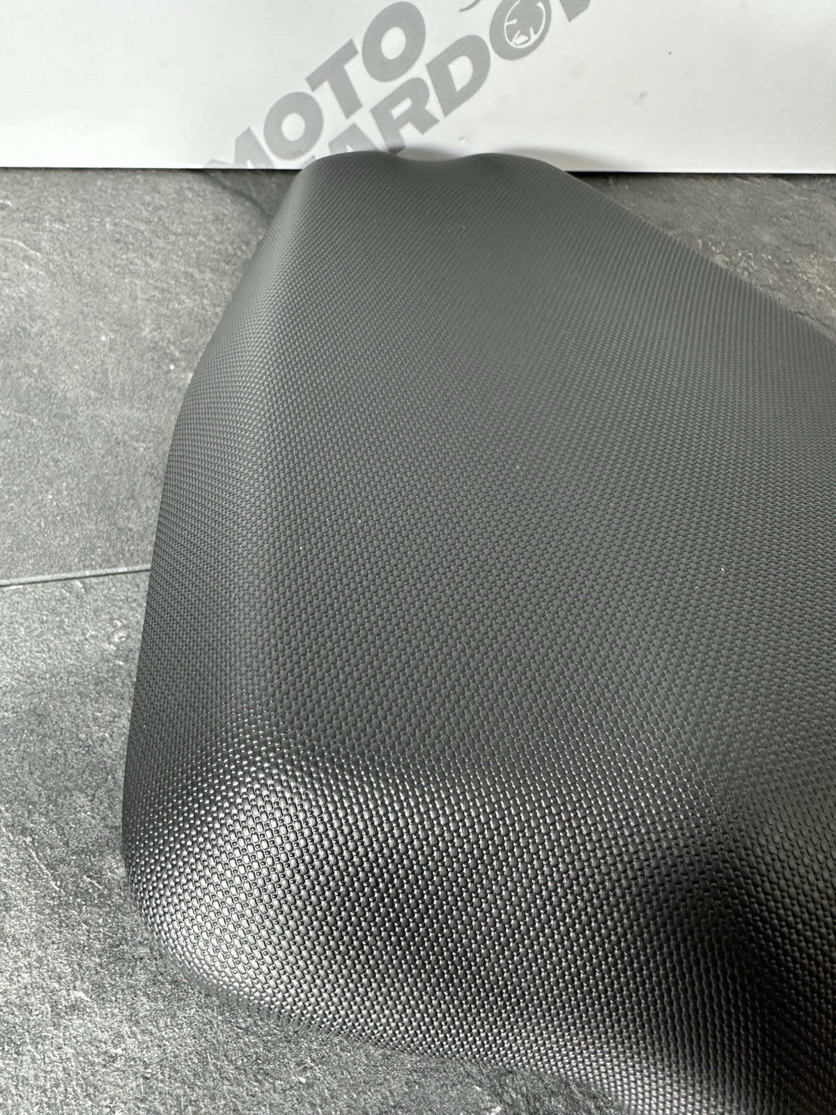 Aprilia RS660 2021 Pillion Seat Rear Seat BLACK Only 6220 Miles 2022-2025 OEM
