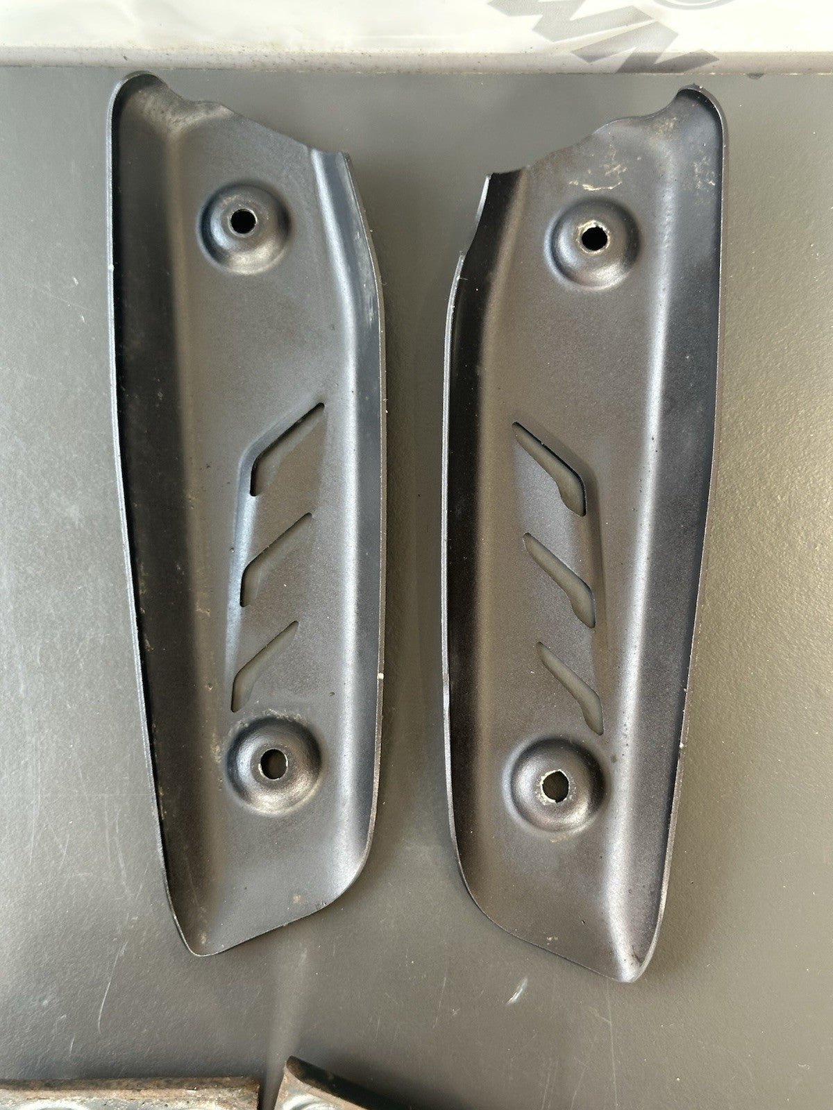 Triumph Street Triple 765RS 765R S Radiator End Plates Brackets 2017-2019 *GREY*