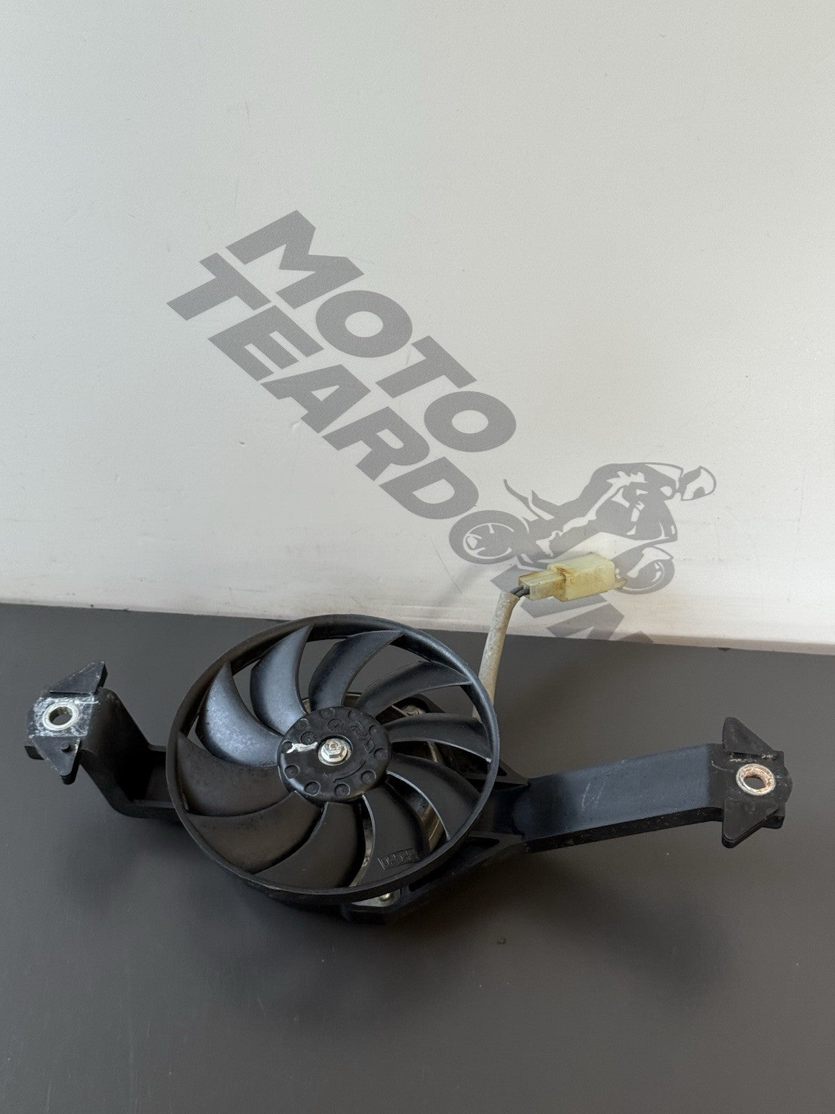 Suzuki GSXS 125 radiator cooling fan 2017 - 2022 GSXS 125 Radiator Fan OEM 2017