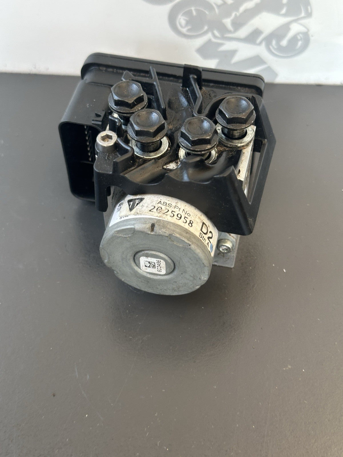 Triumph Street Triple 765 R ABS Pump OEM Triumph Street Triple T2025958 2017-19