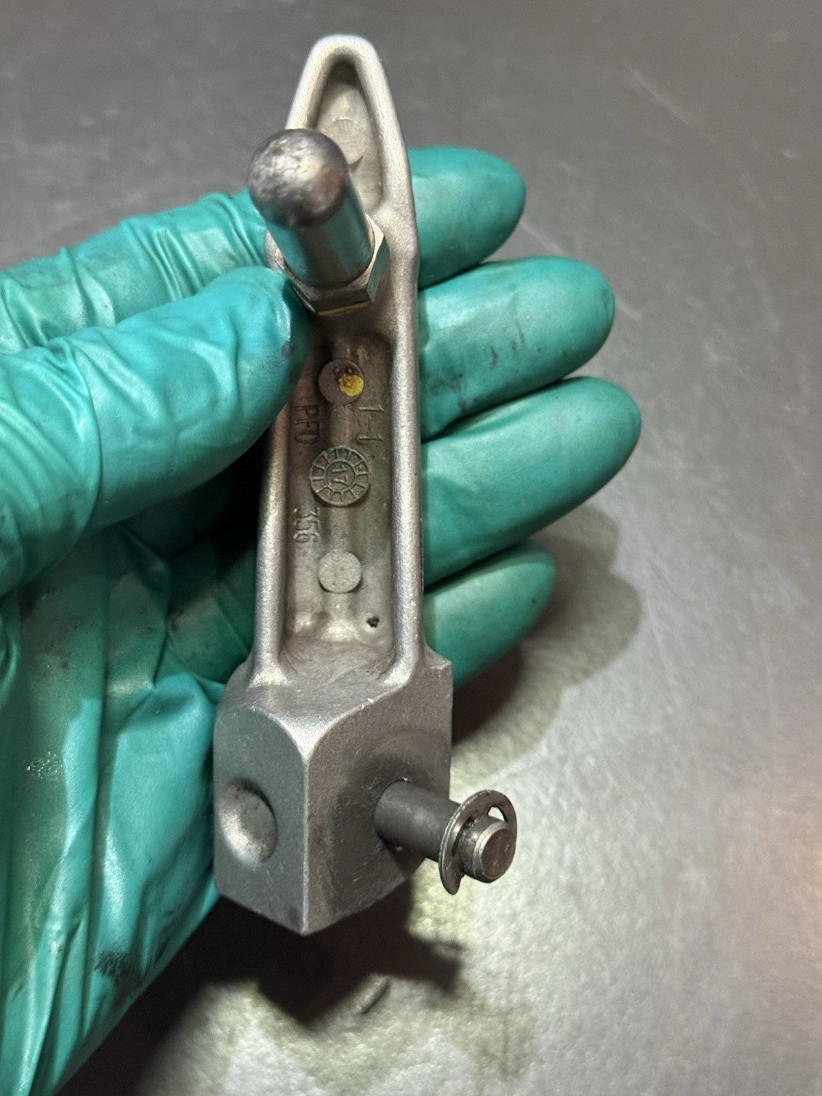 3f293a7b-3eb8-4a86-8e3c-1e25fd48da15