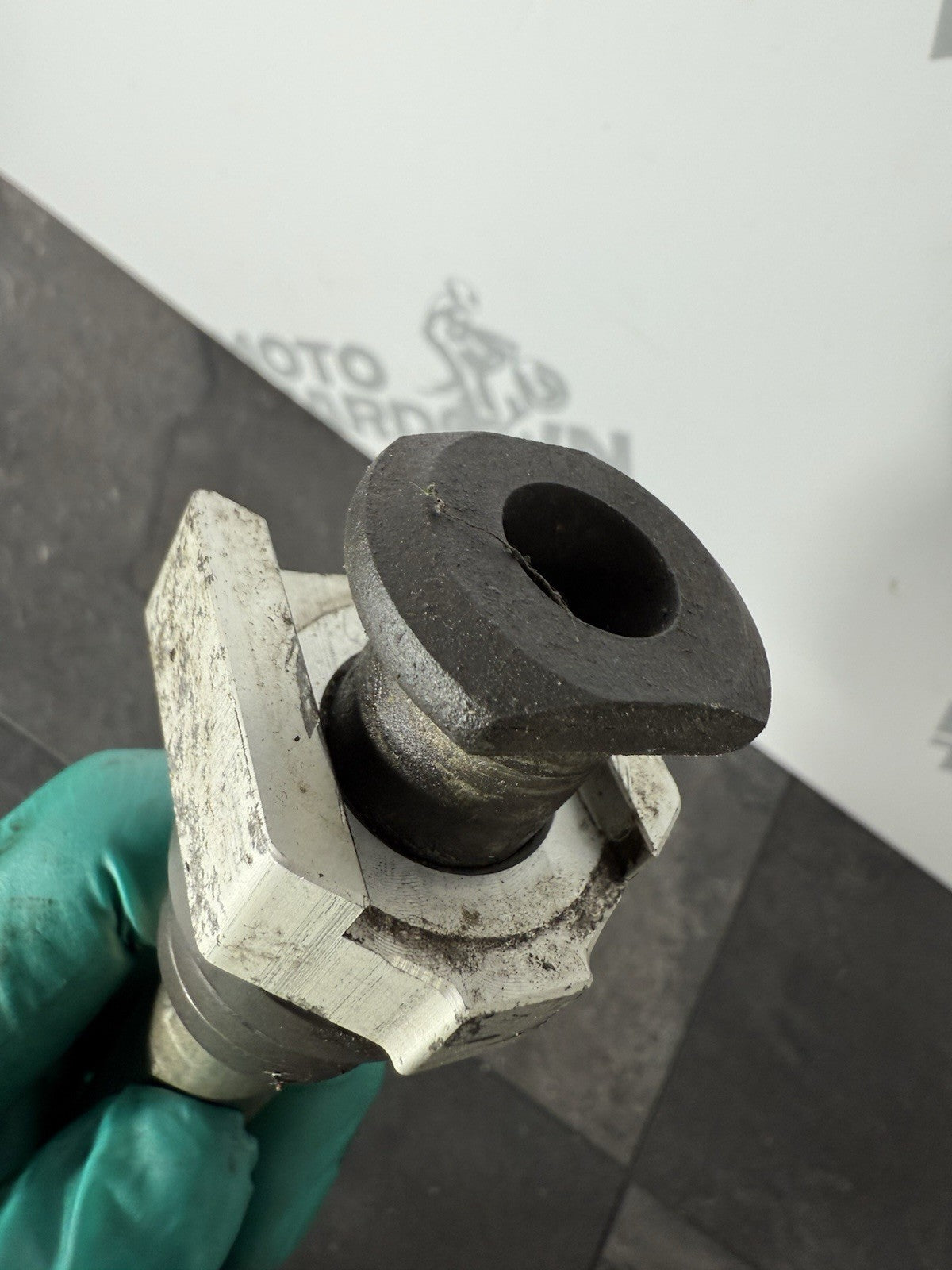 95c145f7-f964-4c2e-aea4-1d9820f340e1