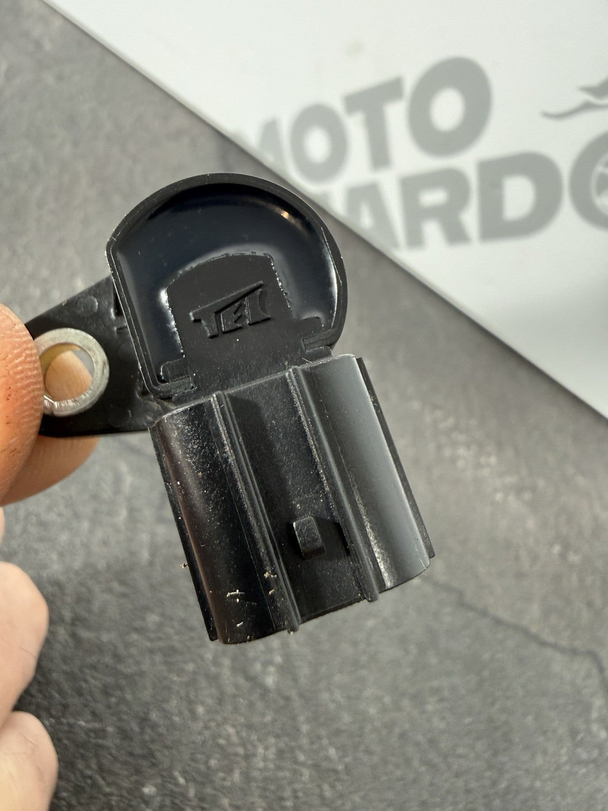 010abfaf-b2e4-4a45-93bd-19b5e77144aa