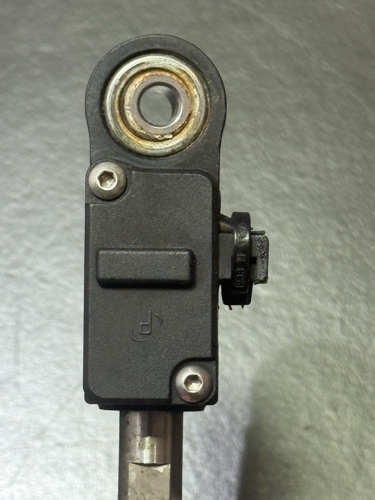 b09d0b53-b949-42ac-ba9f-90627306f5c1