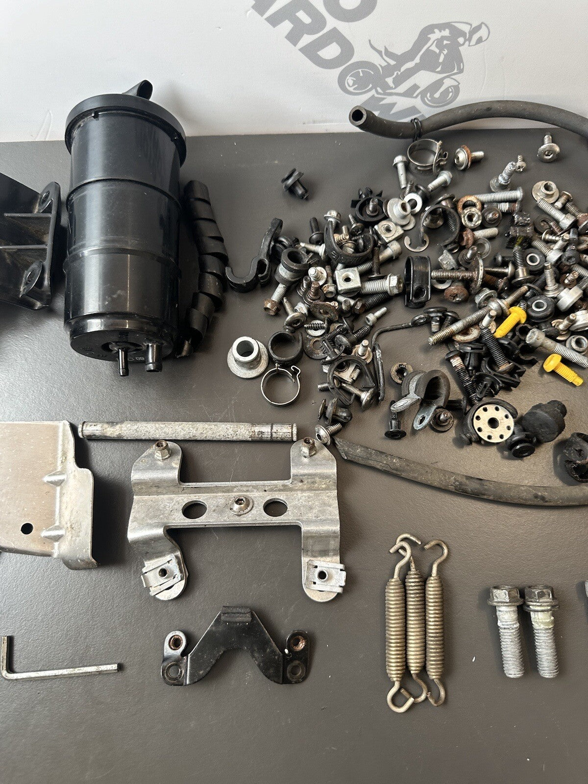 Aprilia Tuono V4 1100 Job Lot Bolts Screws Clips Fixings RSV4 2017 Tuono Job Lot