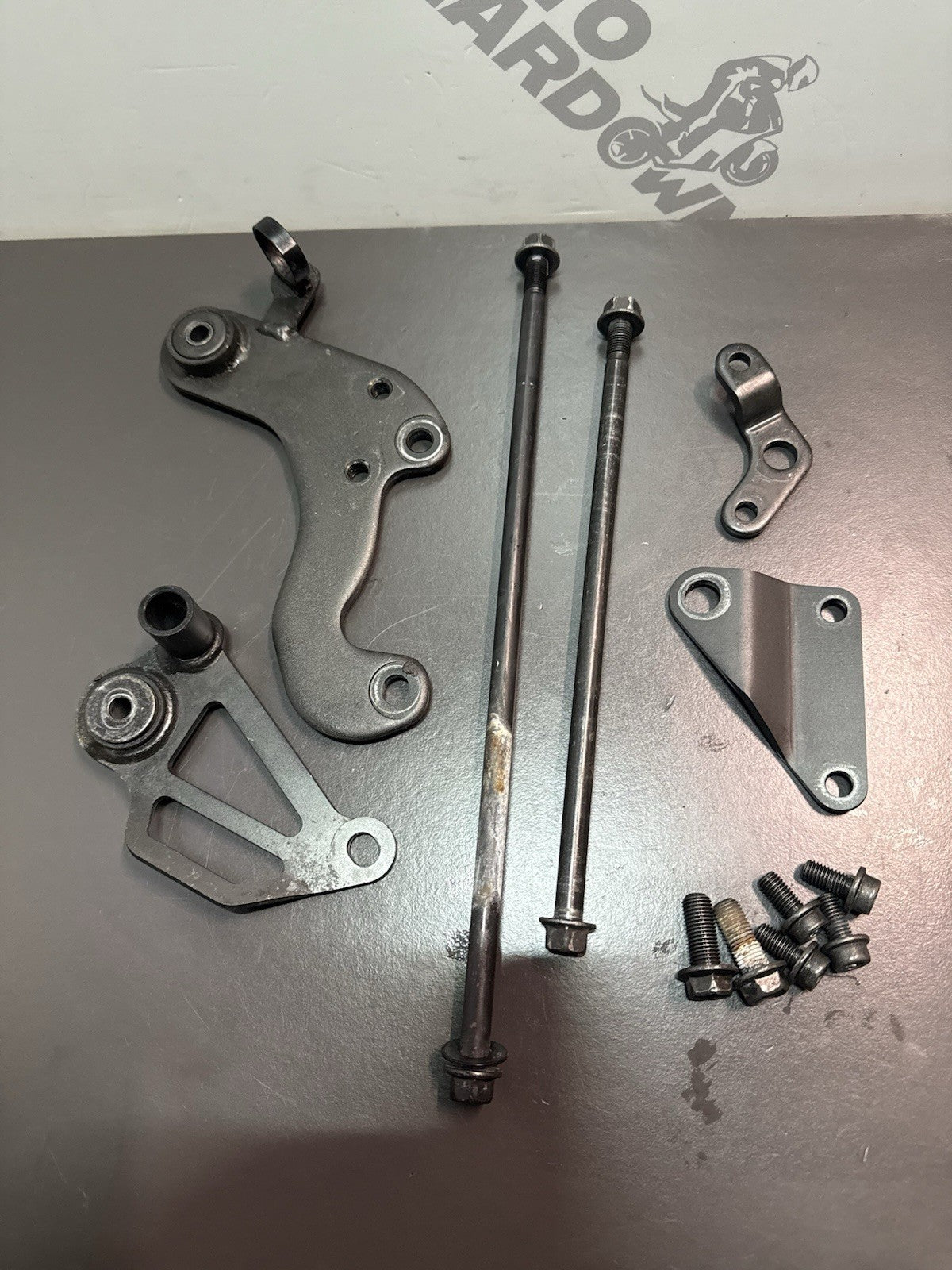 b884e607-e9a2-4106-9d3a-e8ad93e6f98e