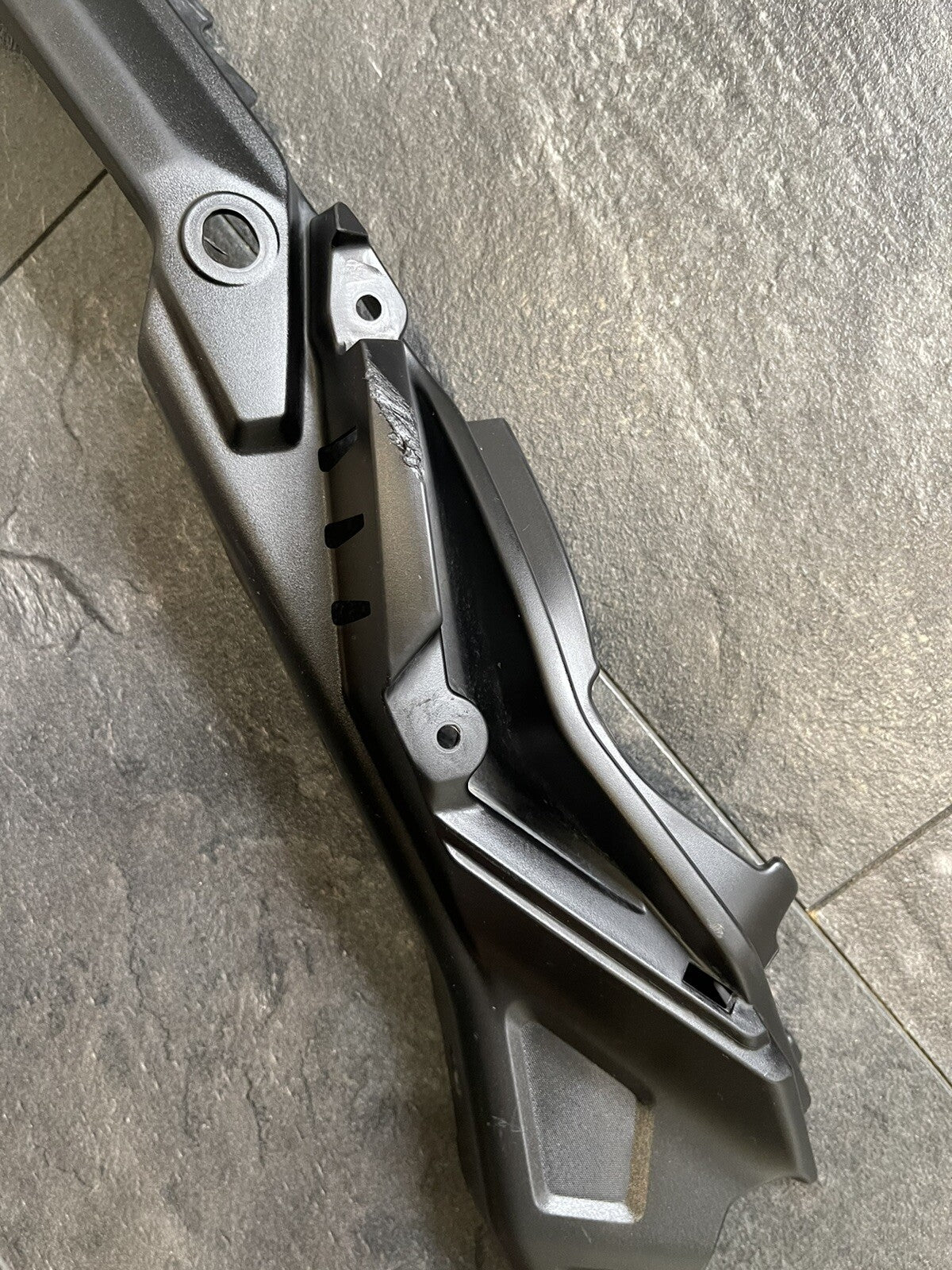 Yamaha MT10 SP 2019 Right Subframe Fairing Panel Cover 10953 Miles 2017-2021 2CR