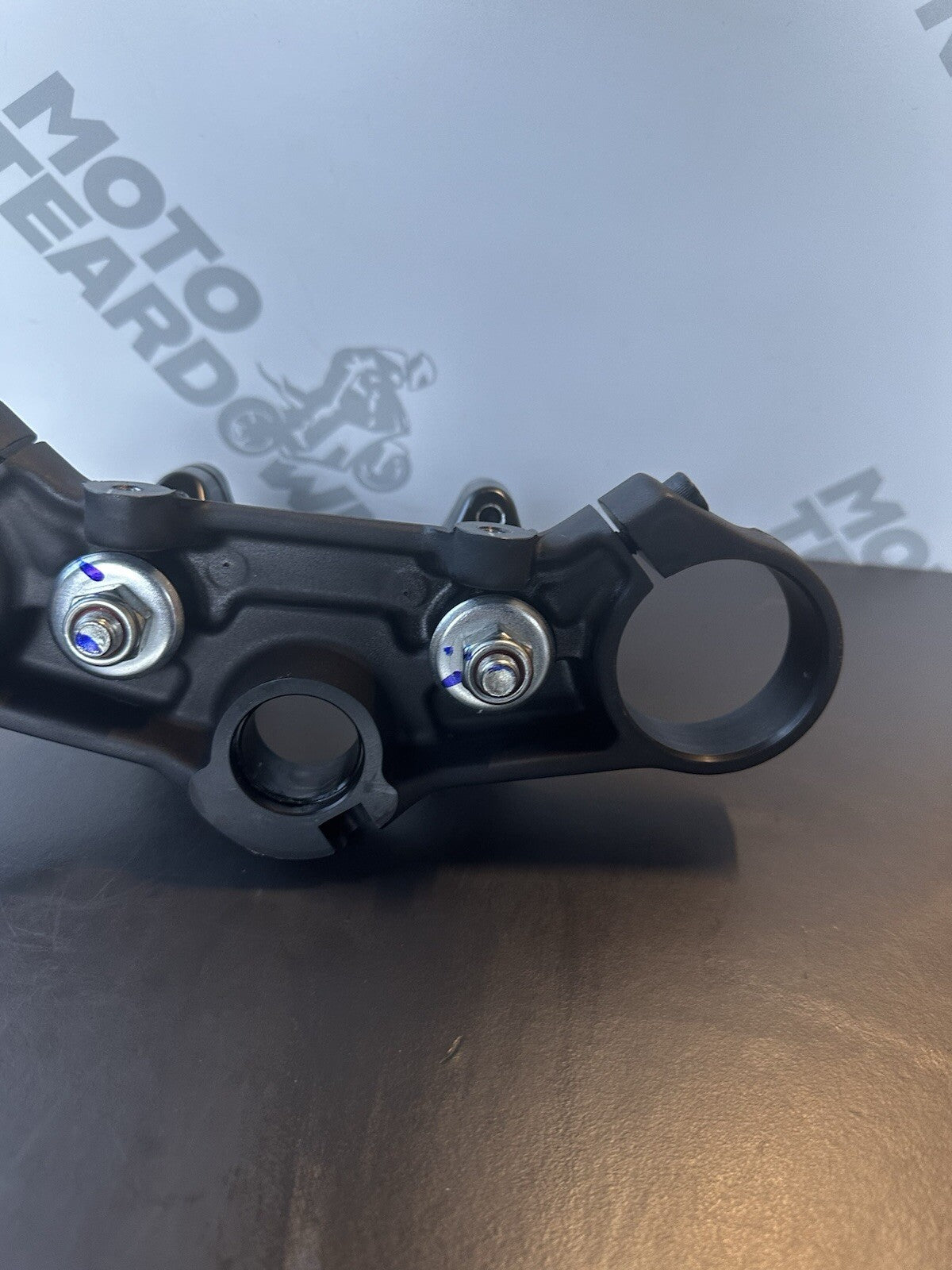 KTM 125 Duke top yoke Top Clamp Upper Yoke Upper Clamp 2024- Only 51 Miles OEM