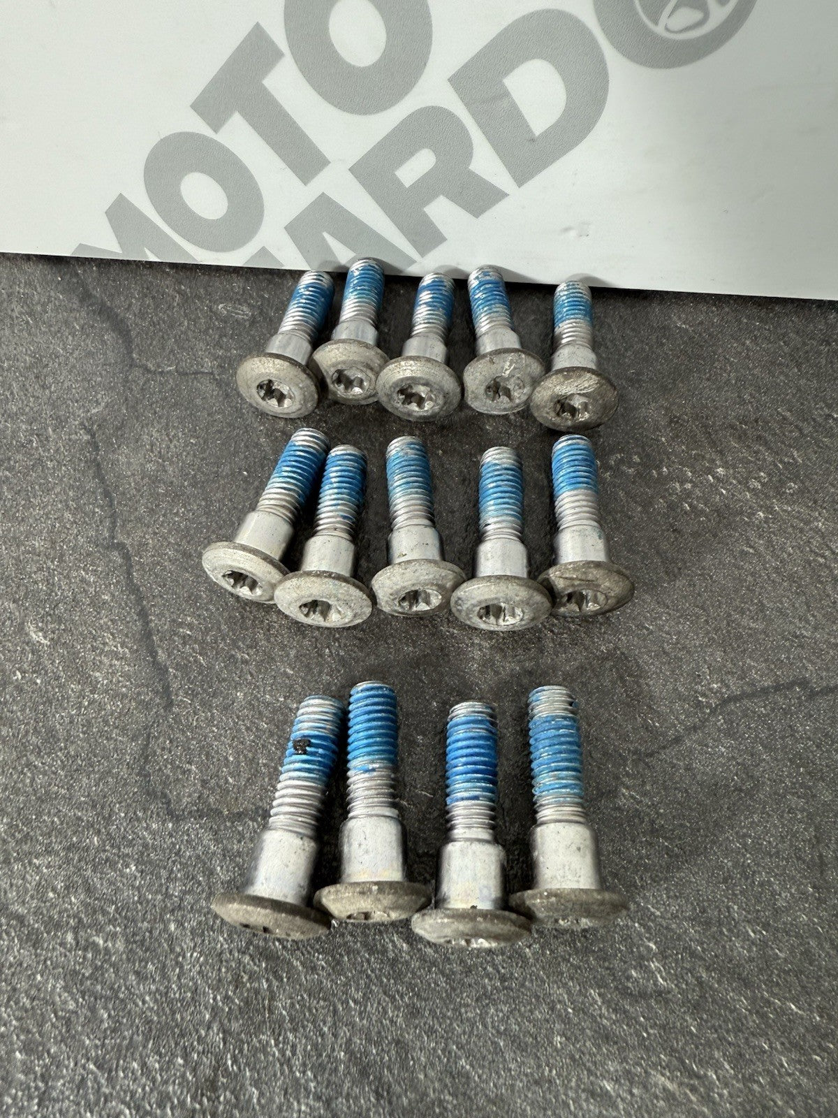 8deb8ff8-87b2-46ed-a517-edc216fb3d44