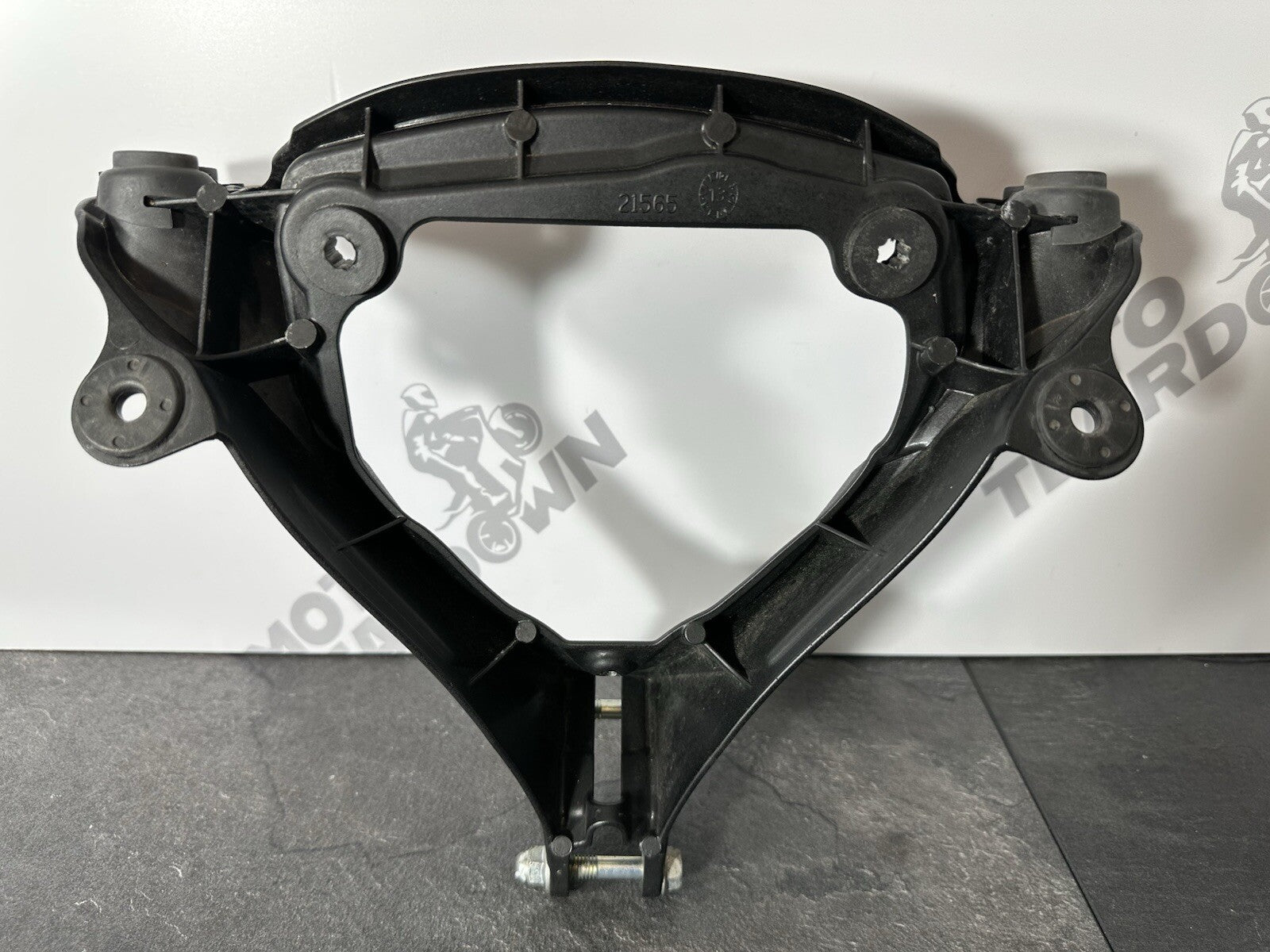 Suzuki GSXR 1000 2014 Clock Stay Speedo Bracket 22774 Miles 2009-2016 OEM