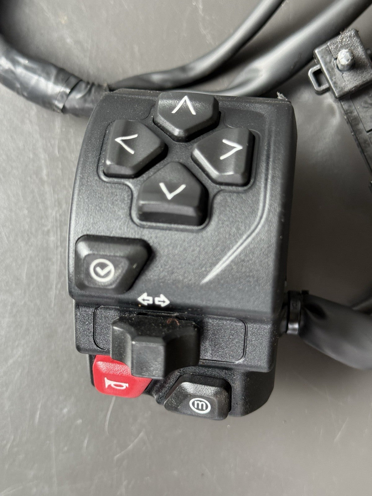 Triumph Trident 660 Left Switchgear Controls Assy Left Switch 2021-2024 OEM