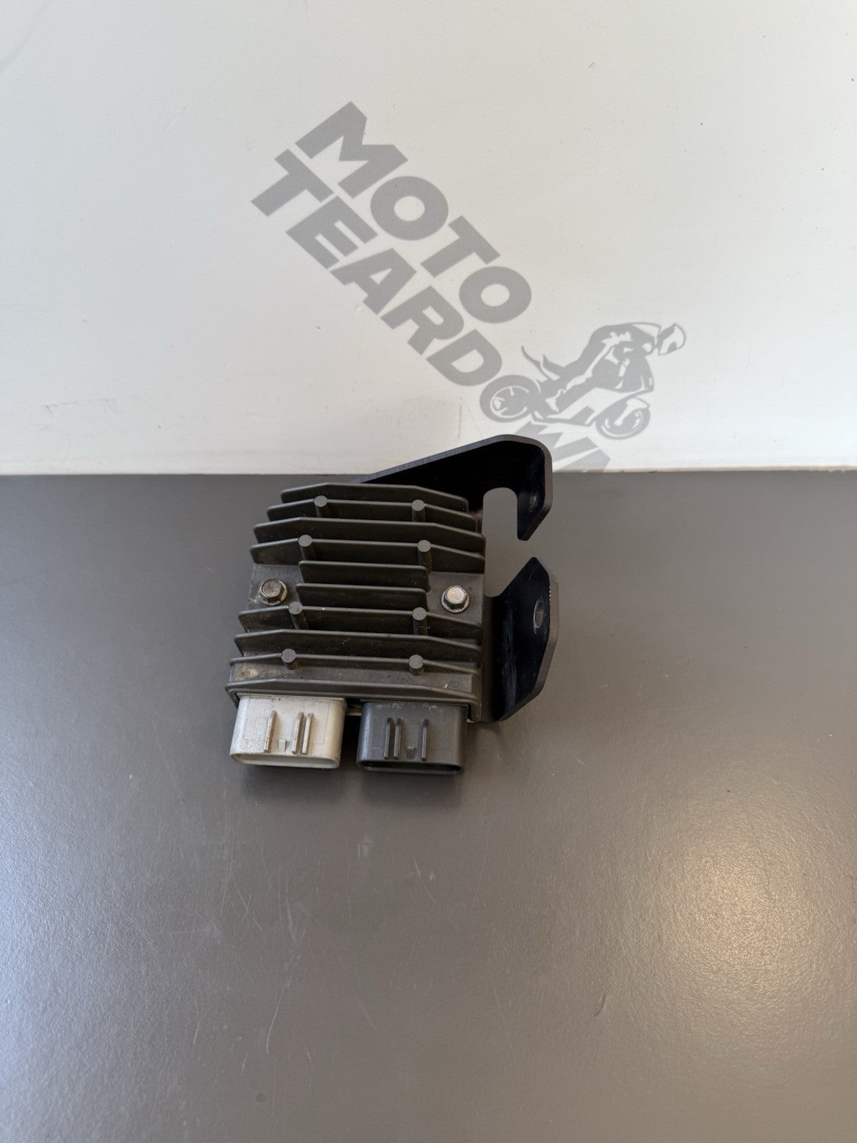 Triumph Street Triple 675 675R Regulator Rectifier 2007-2011 OEM 675 Regulator