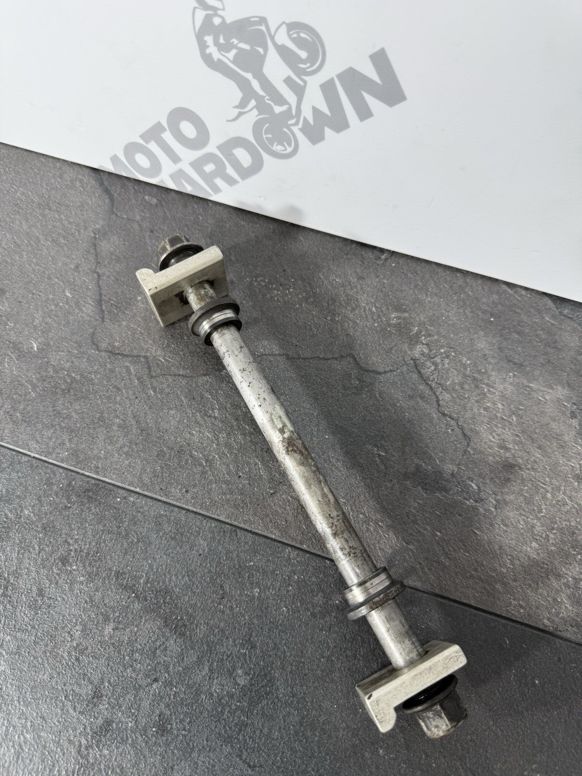 Yamaha YZF R125 R 125 2014 Rear Spindle & Spacers 26983 Miles 2008-2018 OEM