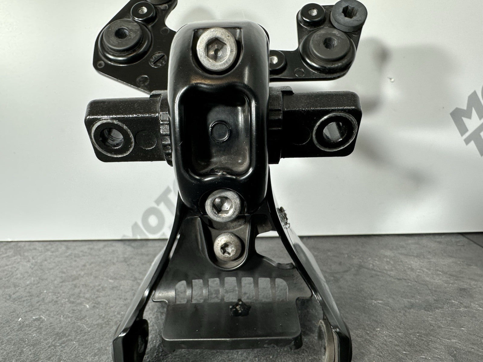 Triumph Street Triple 675 R 2015 Clock Stay Top Bracket 16470m 2013-2016 OEM