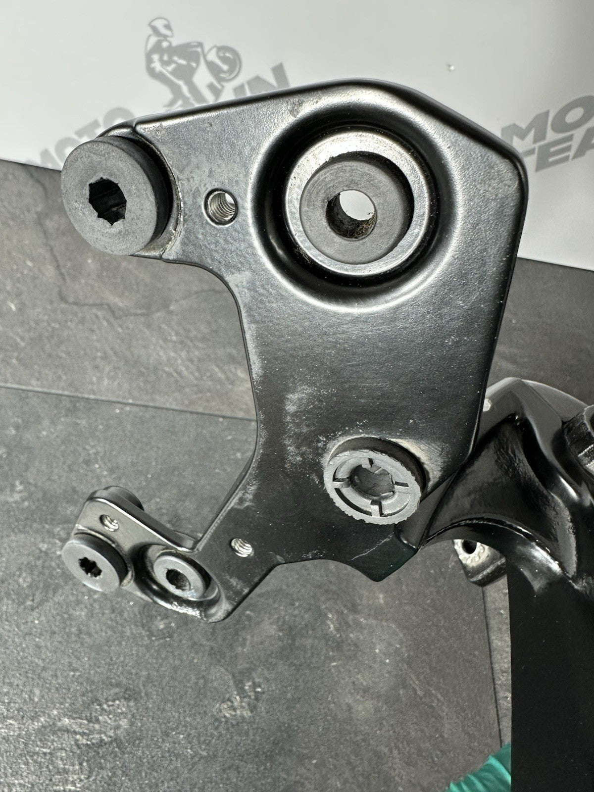 Triumph Street Triple 675 R 2015 Clock Stay Top Bracket 16470m 2013-2016 OEM
