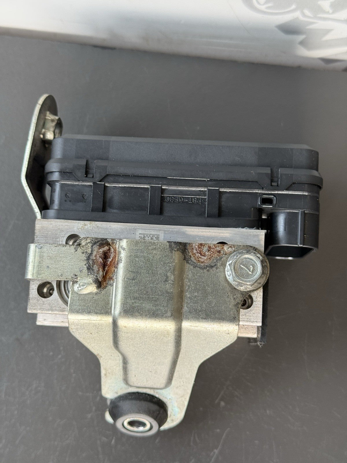 Suzuki GSXS 125 ABS Pump Controller 2017-2021 Suzuki GSXS 125 ABS Pump OEM