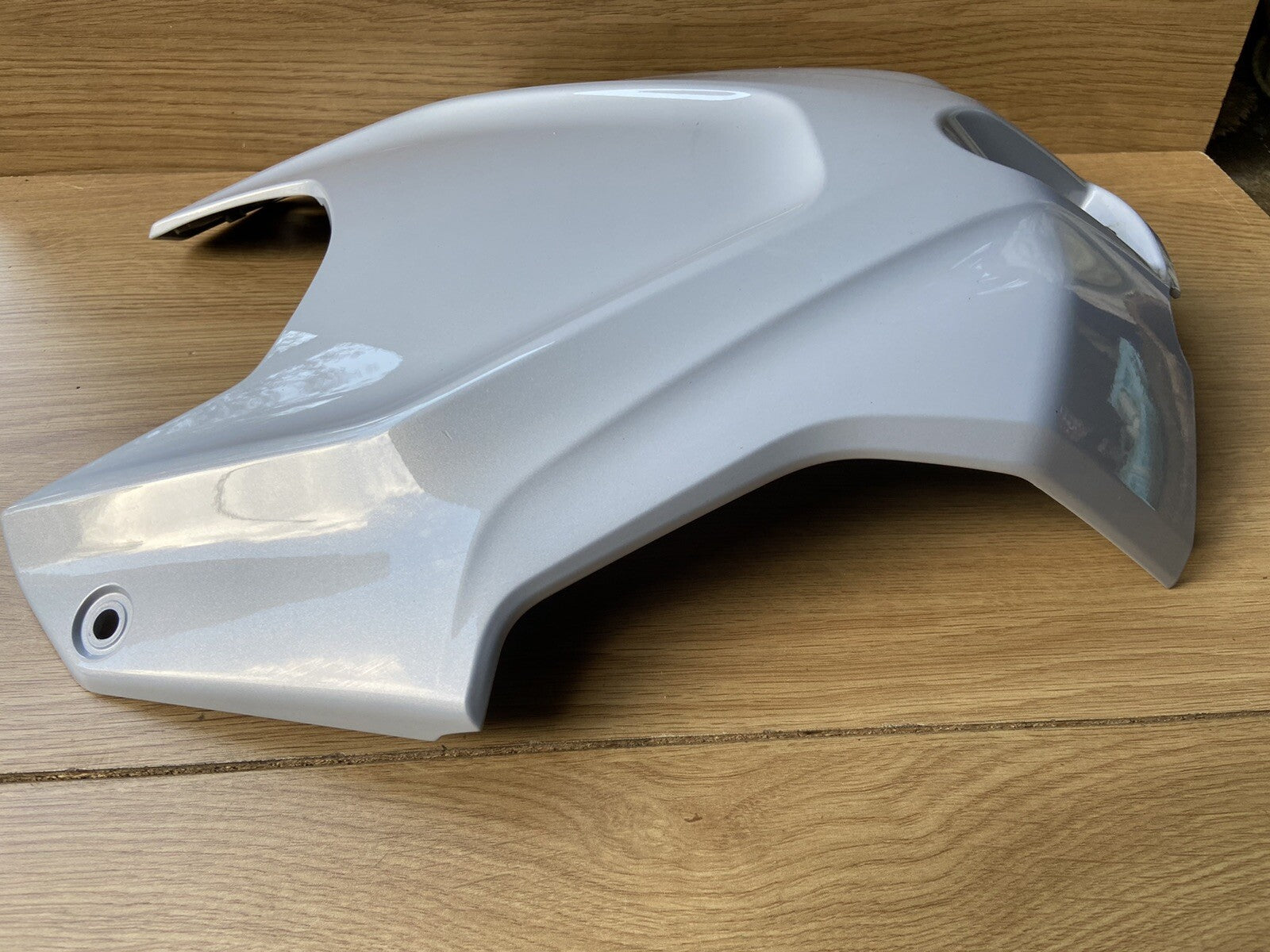 BMW S1000R Sport 2021 7,953 miles front fuel tank trim panel Front Tank Fairing