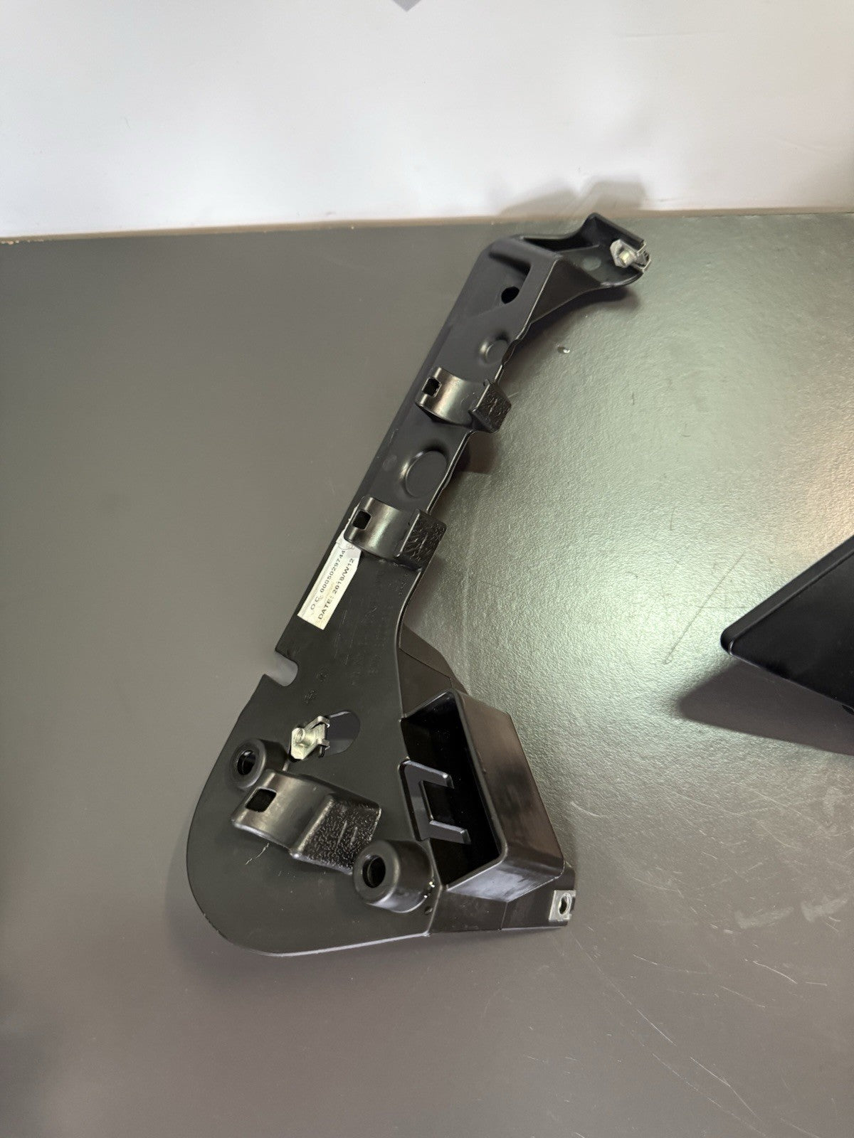 b7e7fdfa-b58f-43ce-bf8c-b5e2c7c94246