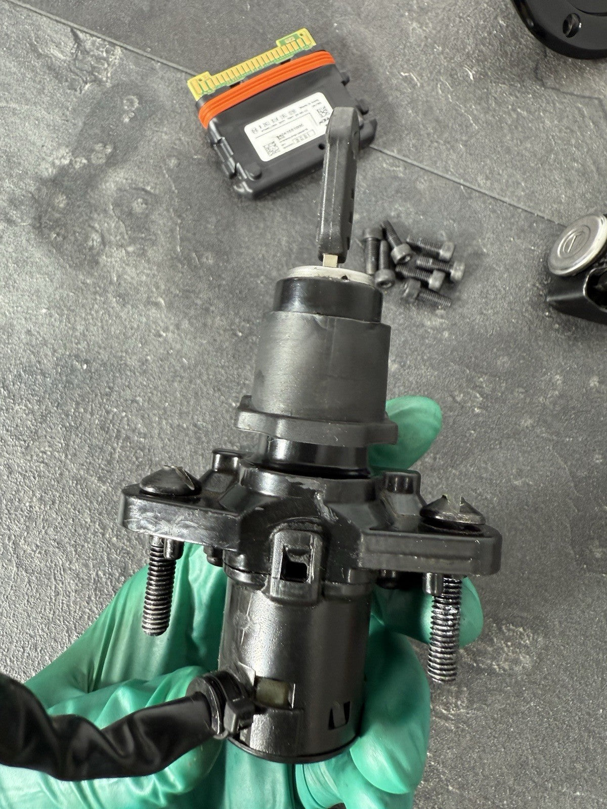 8552c4c3-8aa1-4039-b19b-de7bc88370ee