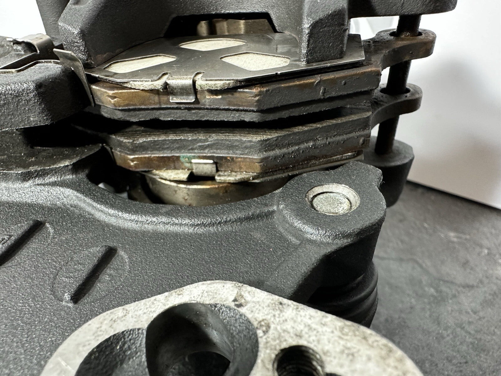 Suzuki GSXR 1300 2016 HAYABUSA NISSIN Rear Brake Caliper 18408 Miles OEM