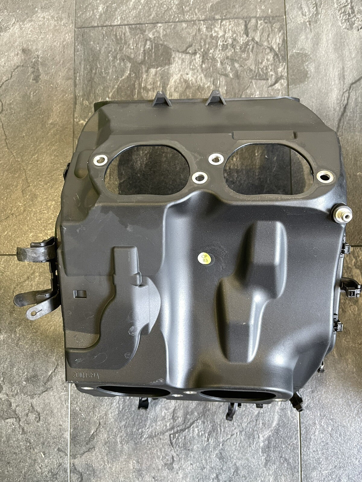 Ducati Panigale V4S V4 2018-2021 Airbox Injector Housing Only 2986 Miles OEM