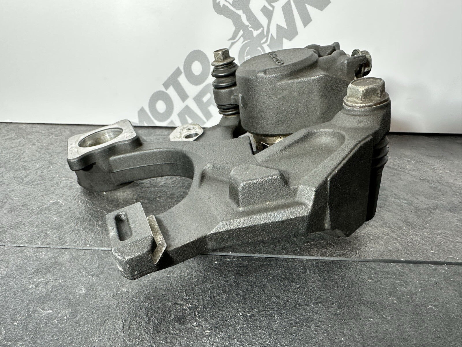 Suzuki GSXR 1300 2016 HAYABUSA NISSIN Rear Brake Caliper 18408 Miles OEM