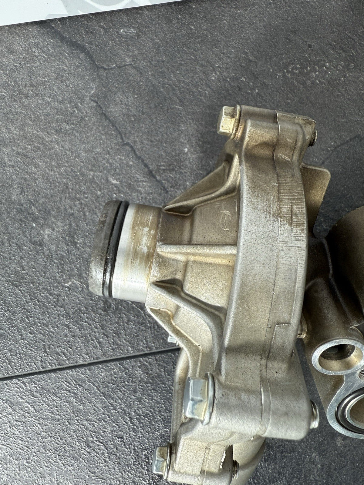 Triumph Street Triple 765 R 2017 Oil Pump Assembly 18498m 2018-2021 OEM