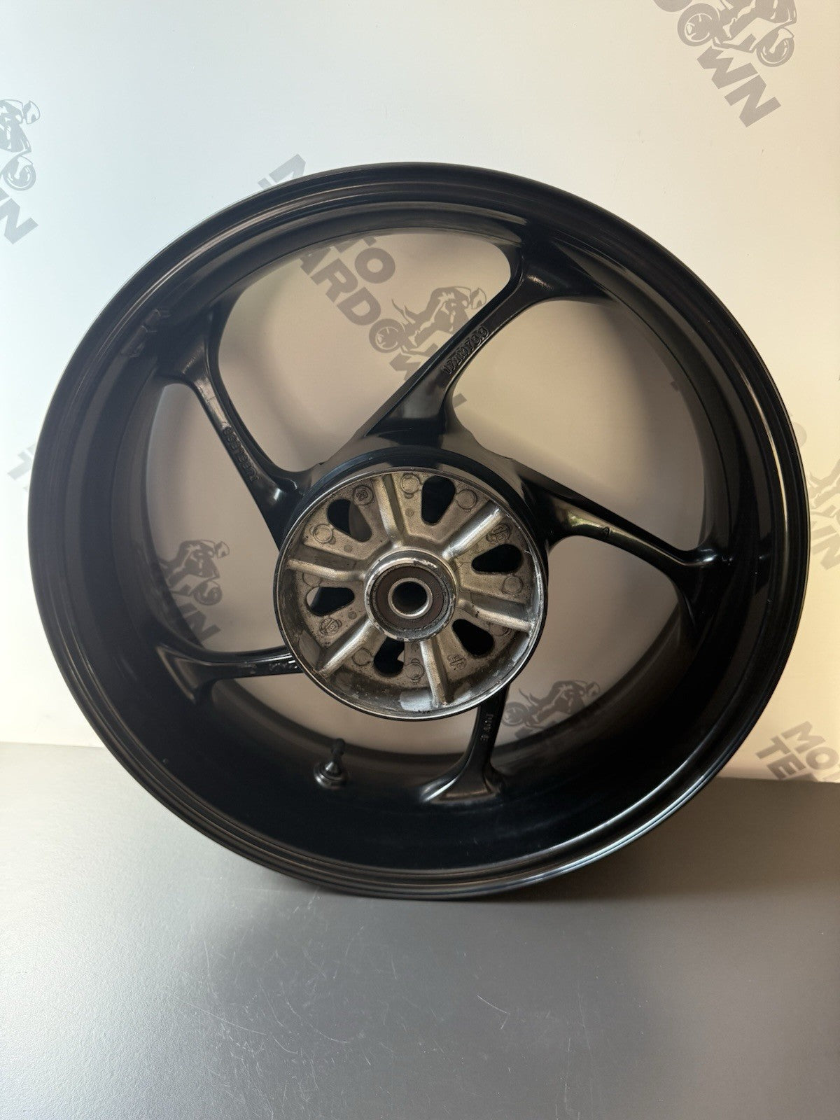 Triumph Trident 660 rear wheel black Rear Rim Rear Wheel 2021-2024 OEM