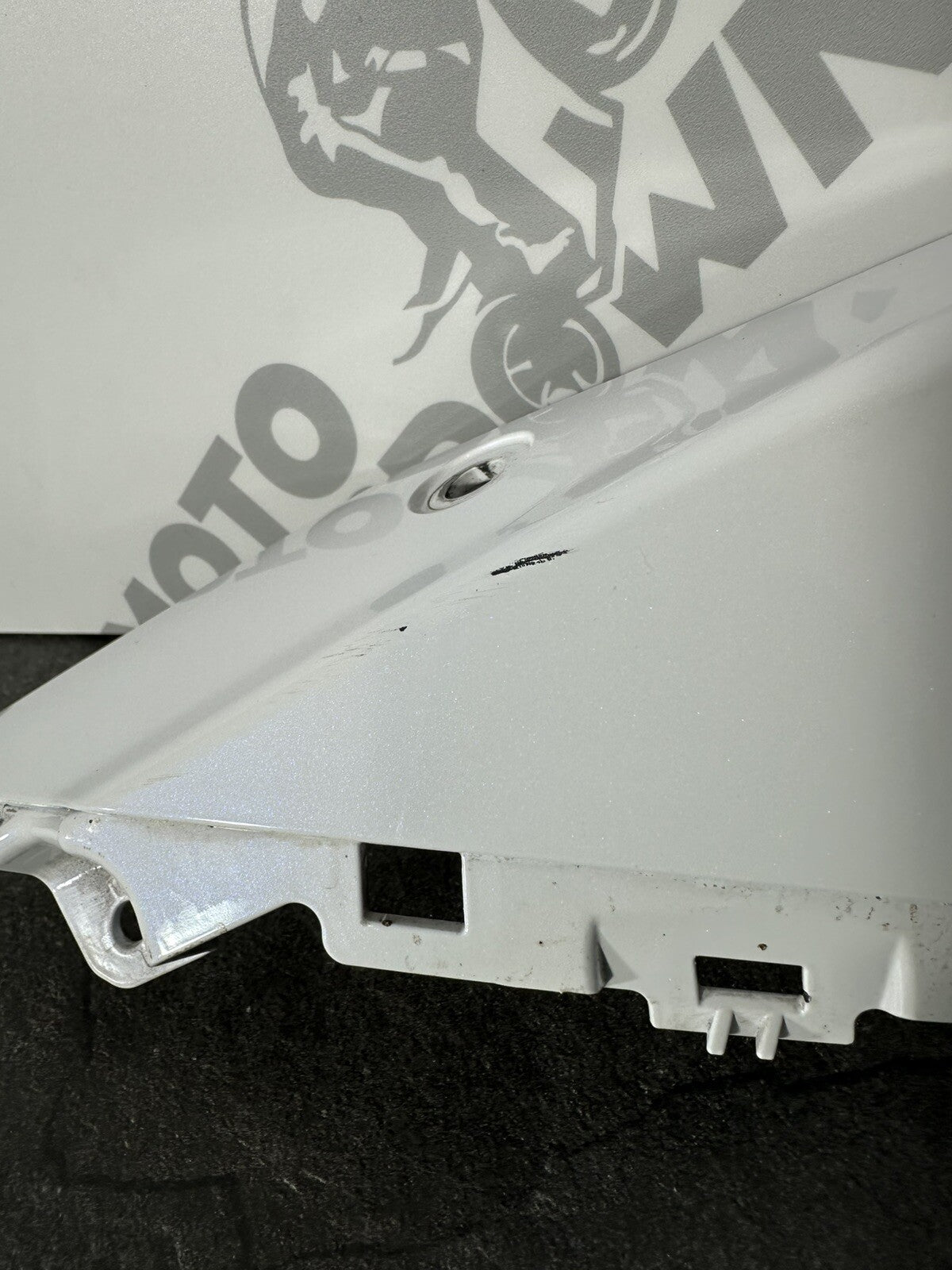 Suzuki GSXR 1000 2014 Right Side Upper Fairing Panel 22774 Miles 2009-2016 OEM