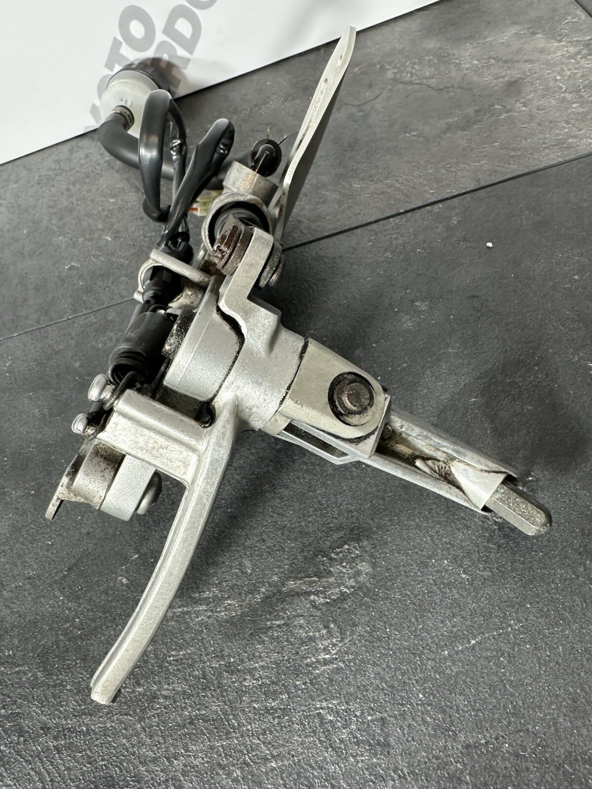 Suzuki GSXR 1000 2014 Right Footrest Rearset & Mount 22774 Miles 2009-2016 OEM