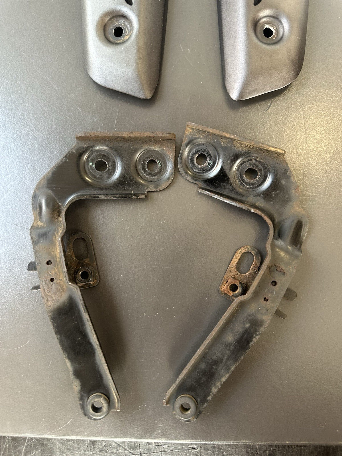 Triumph Street Triple 765RS 765R S Radiator End Plates Brackets 2017-2019 *GREY*