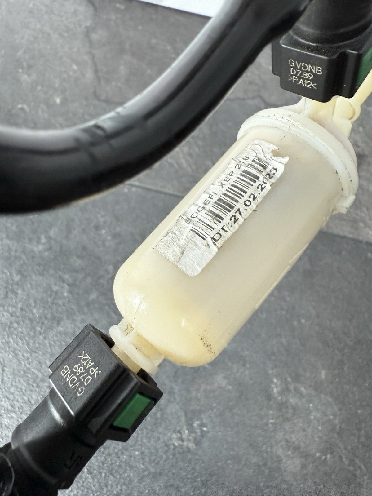 3b771800-a616-40fc-bf77-4eefe9e4570c