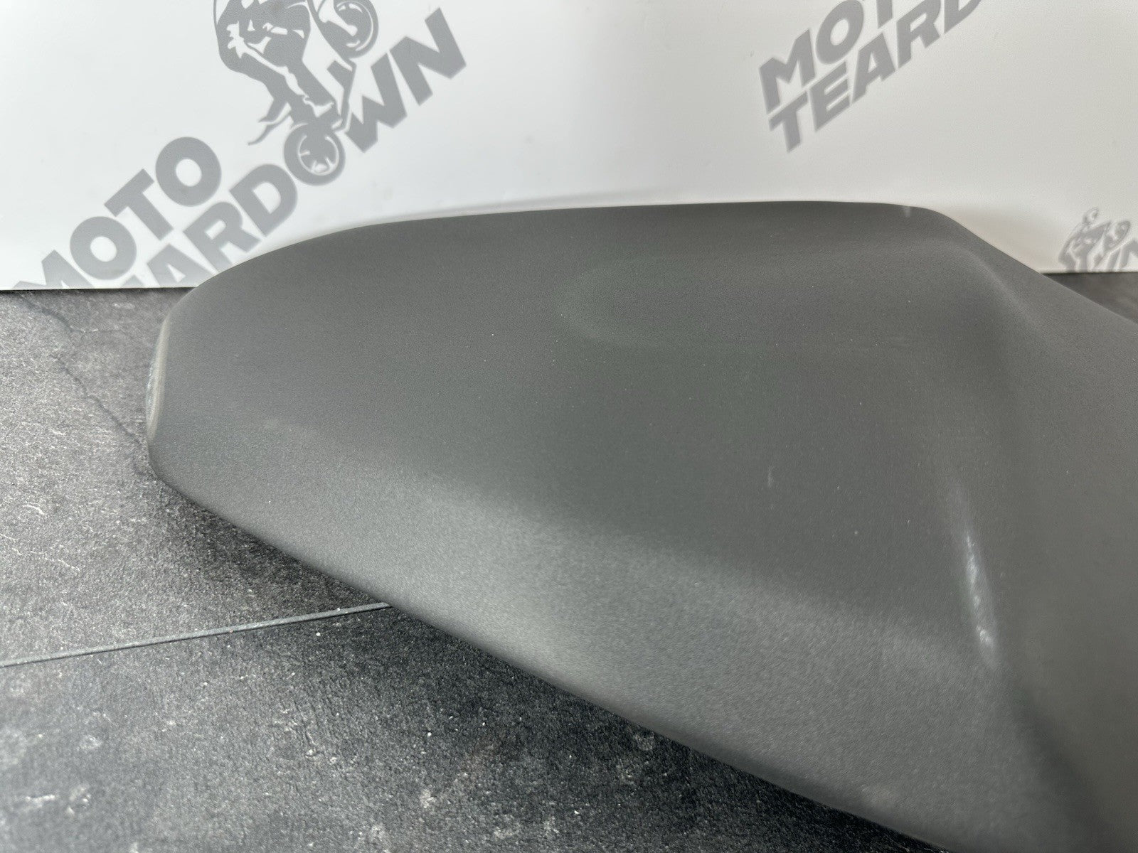 Triumph Street Triple 675 R 2015 Seat Riders Pillion Seat 2016 16470 Miles OEM