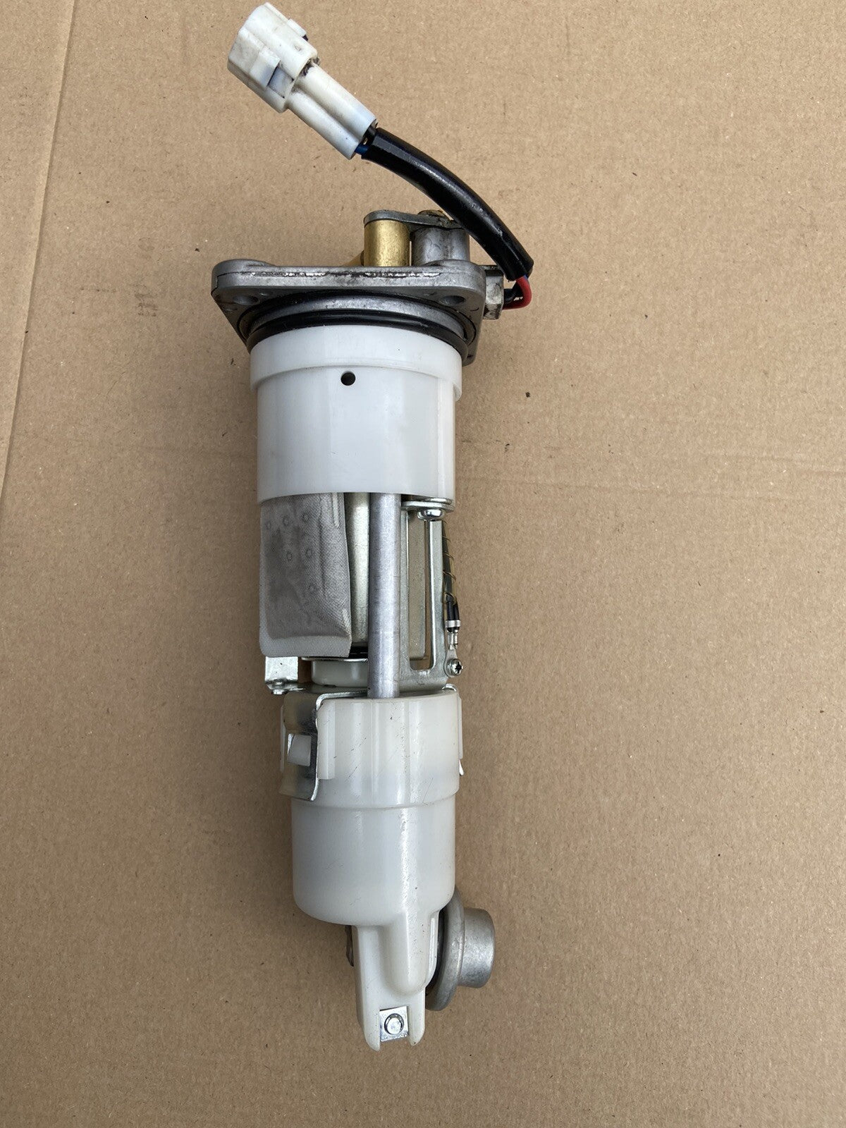 KTM 1290 SUPER DUKE PETROL PUMP Fuel Pump YEAR 2014 KTM 1290 Fuel Pump UK ONLY