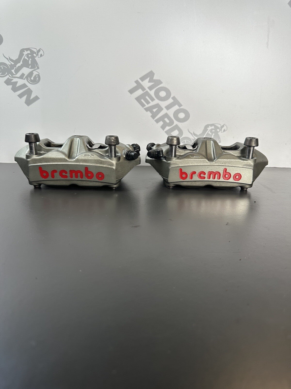 Triumph Speed Triple RS 1050 2018-2020 Brembo front brake calipers pair BREMBO