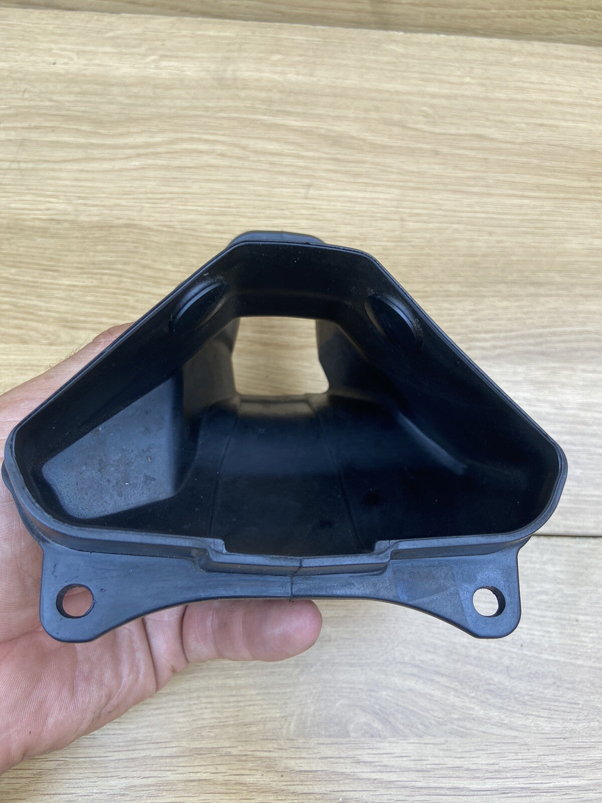 Triumph Moulding Duct Intake form part, duct, intake T2709086 Street Triple 765