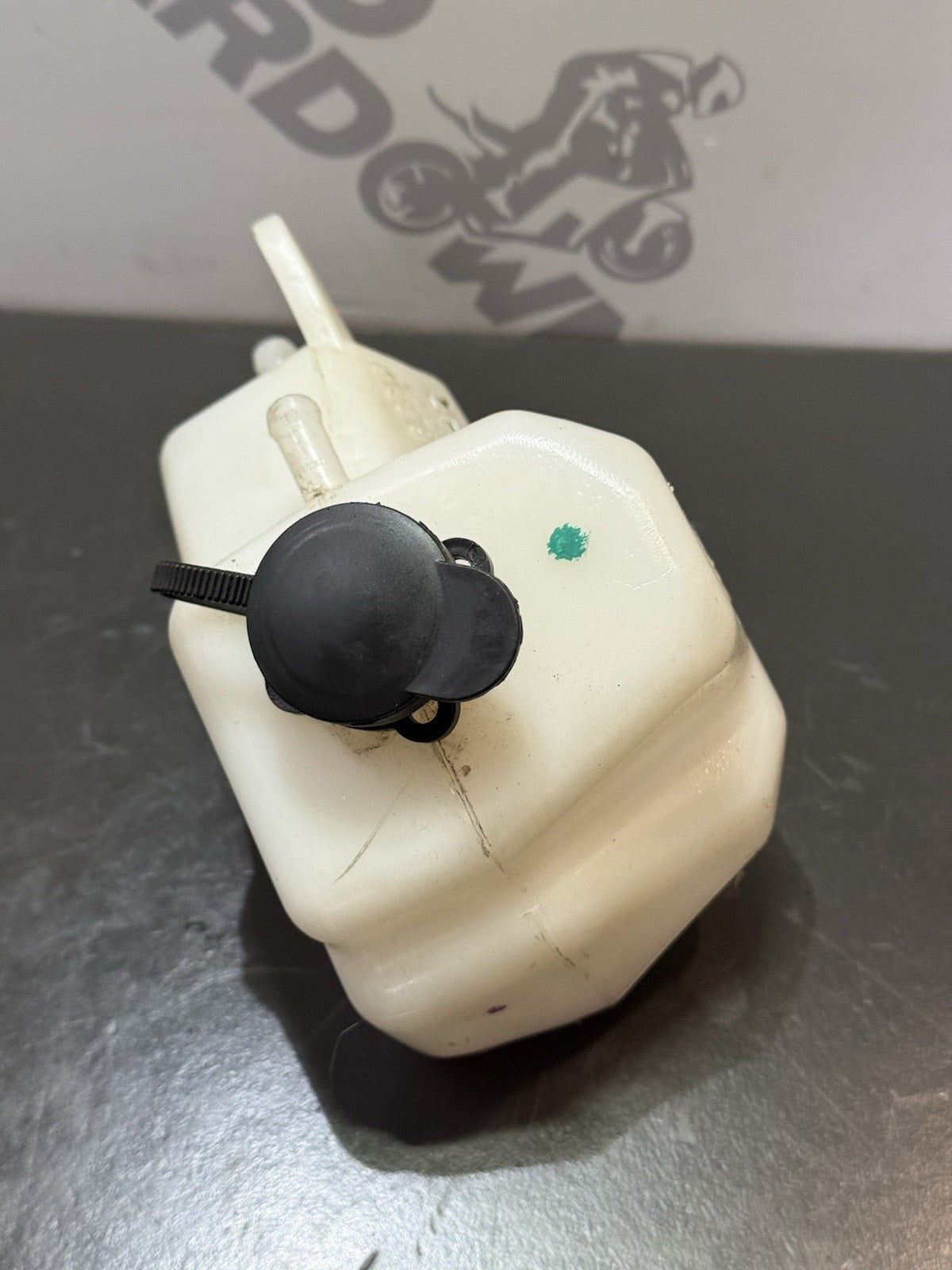 fccd5ad9-6014-4bcd-95b3-80a975dea8c1