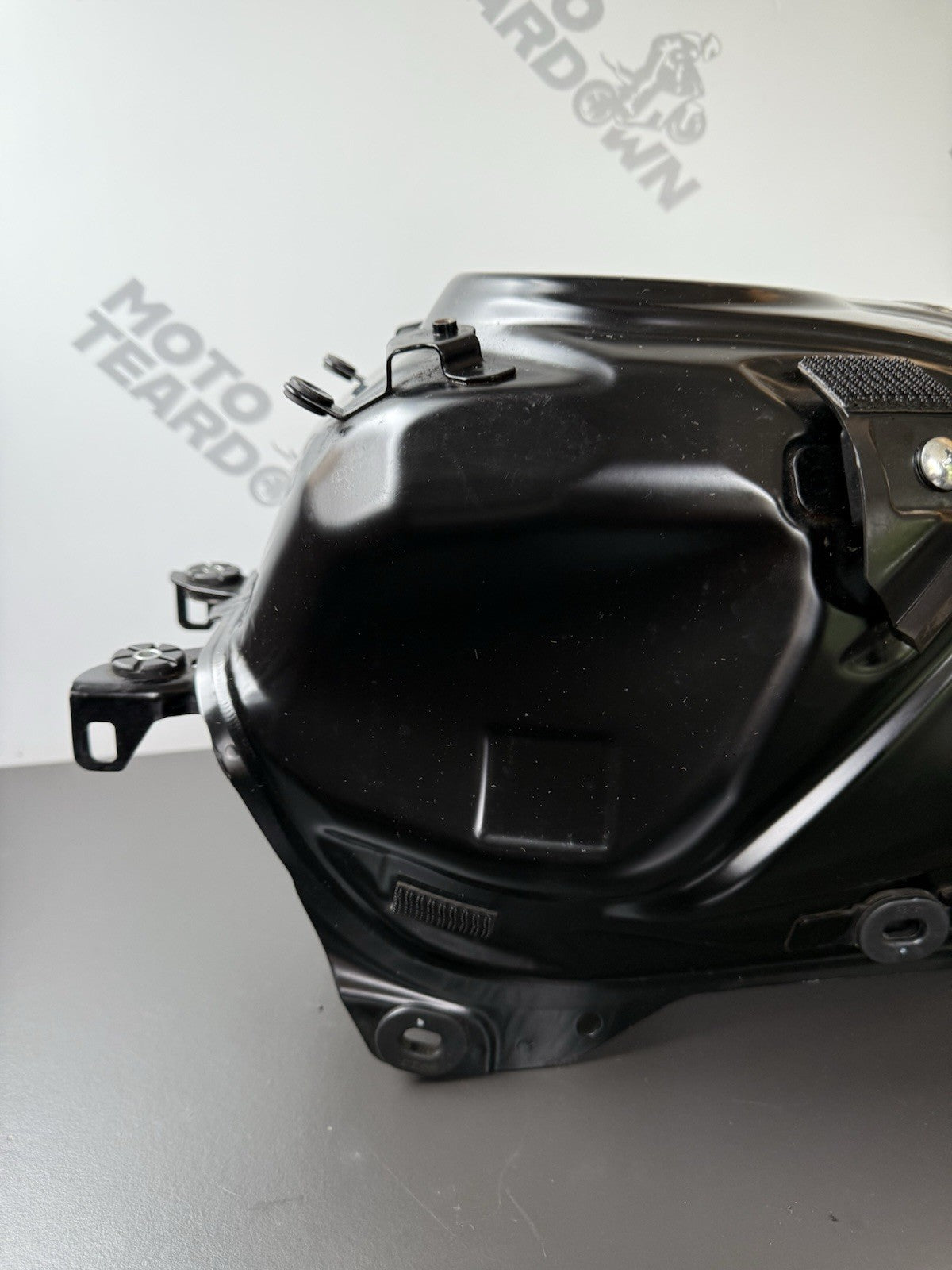 Suzuki GSXS 125 petrol Tank fuel tank 2017 - 2022 GSXS 125 Fuel Tank Petrol Tank