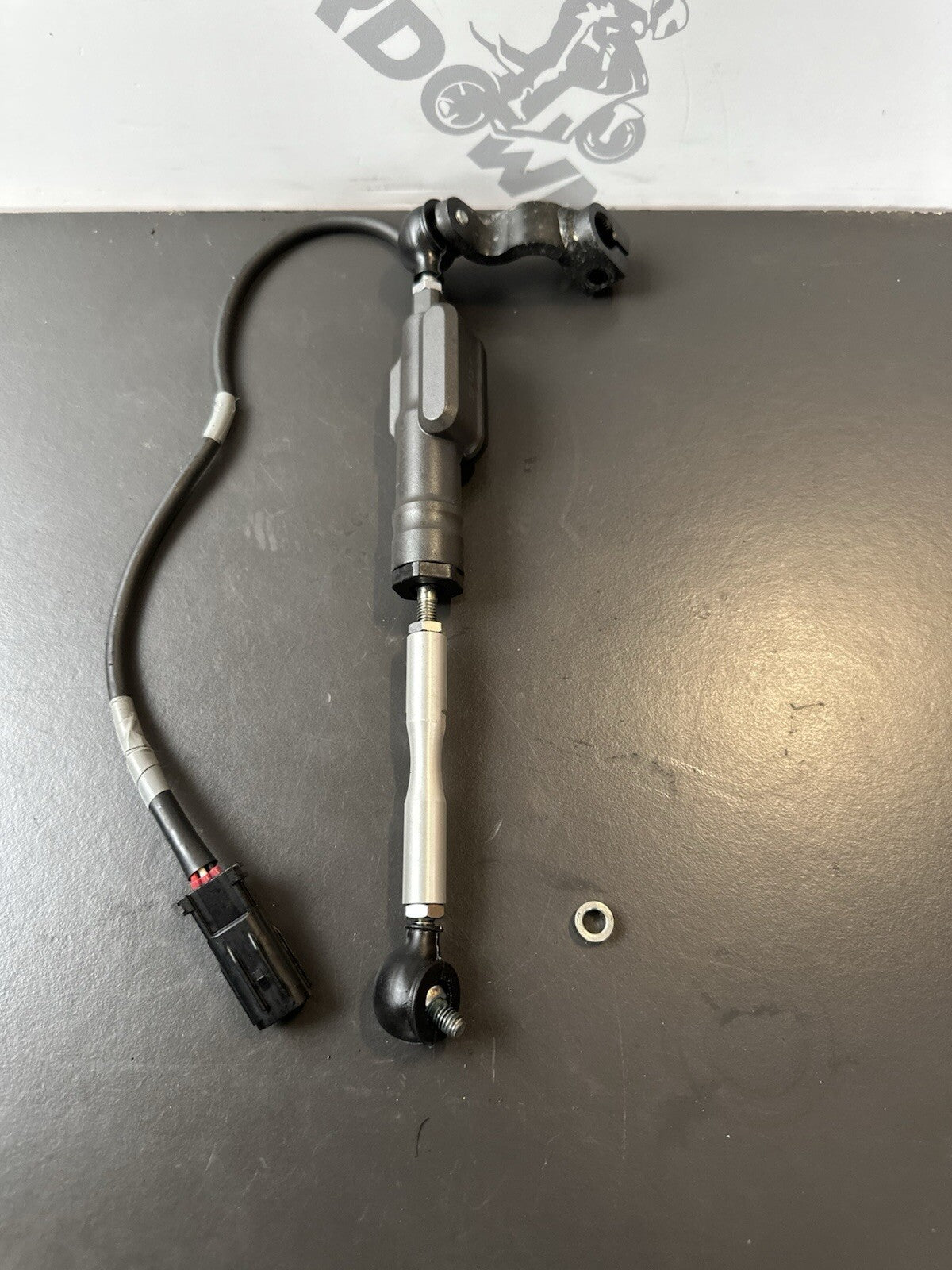 YAMAHA MT-09 SP Gear Shifter - B7N824800000 Yamaha MT09 SP Quickshifter OEM 2022