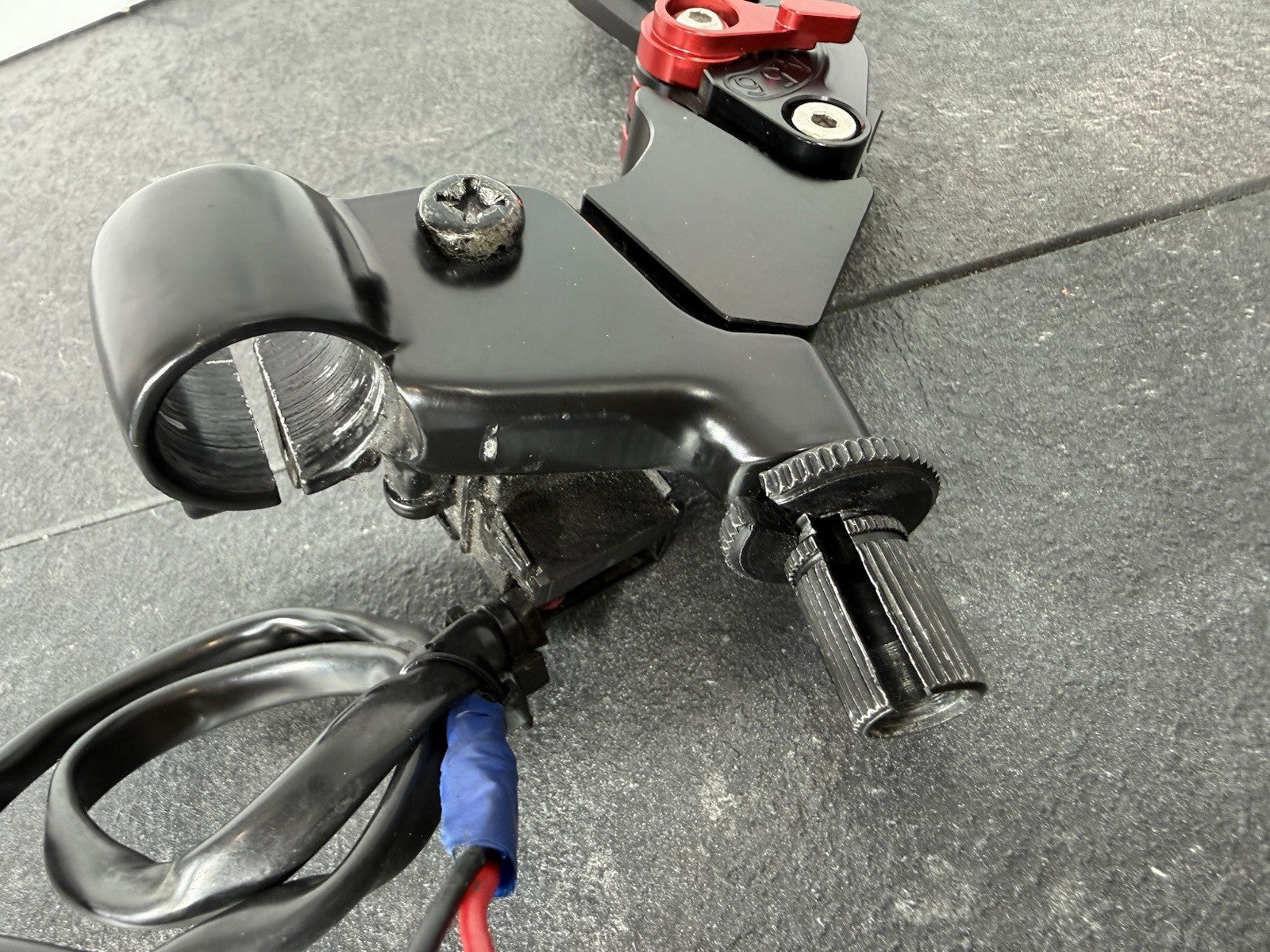 d9f6374c-5794-4fae-8fd1-e156c6145c3d