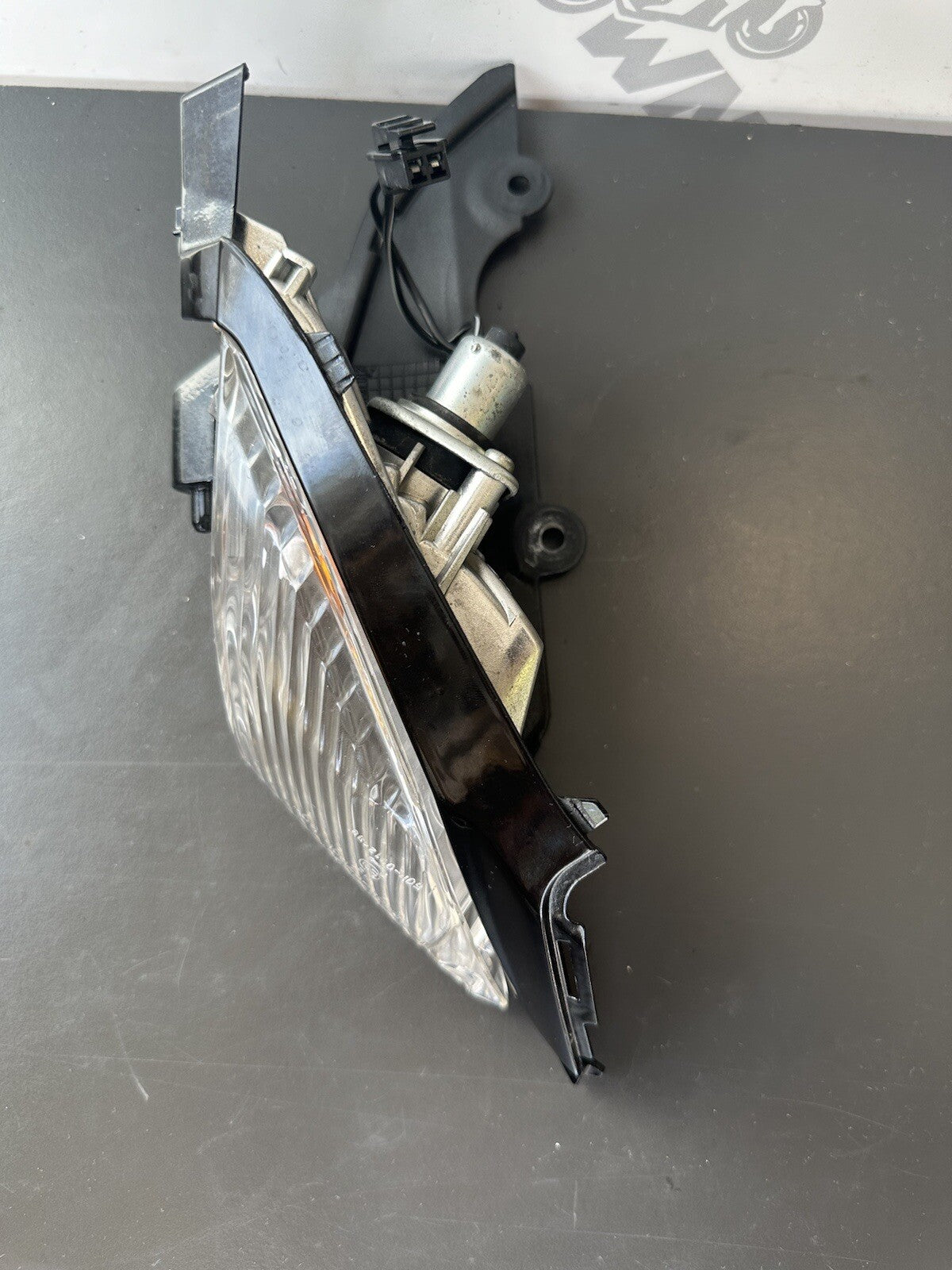 Suzuki GSXR 1000 2010 Rear Right Indicator & Surround 2009-2016 33,787 Miles OEM