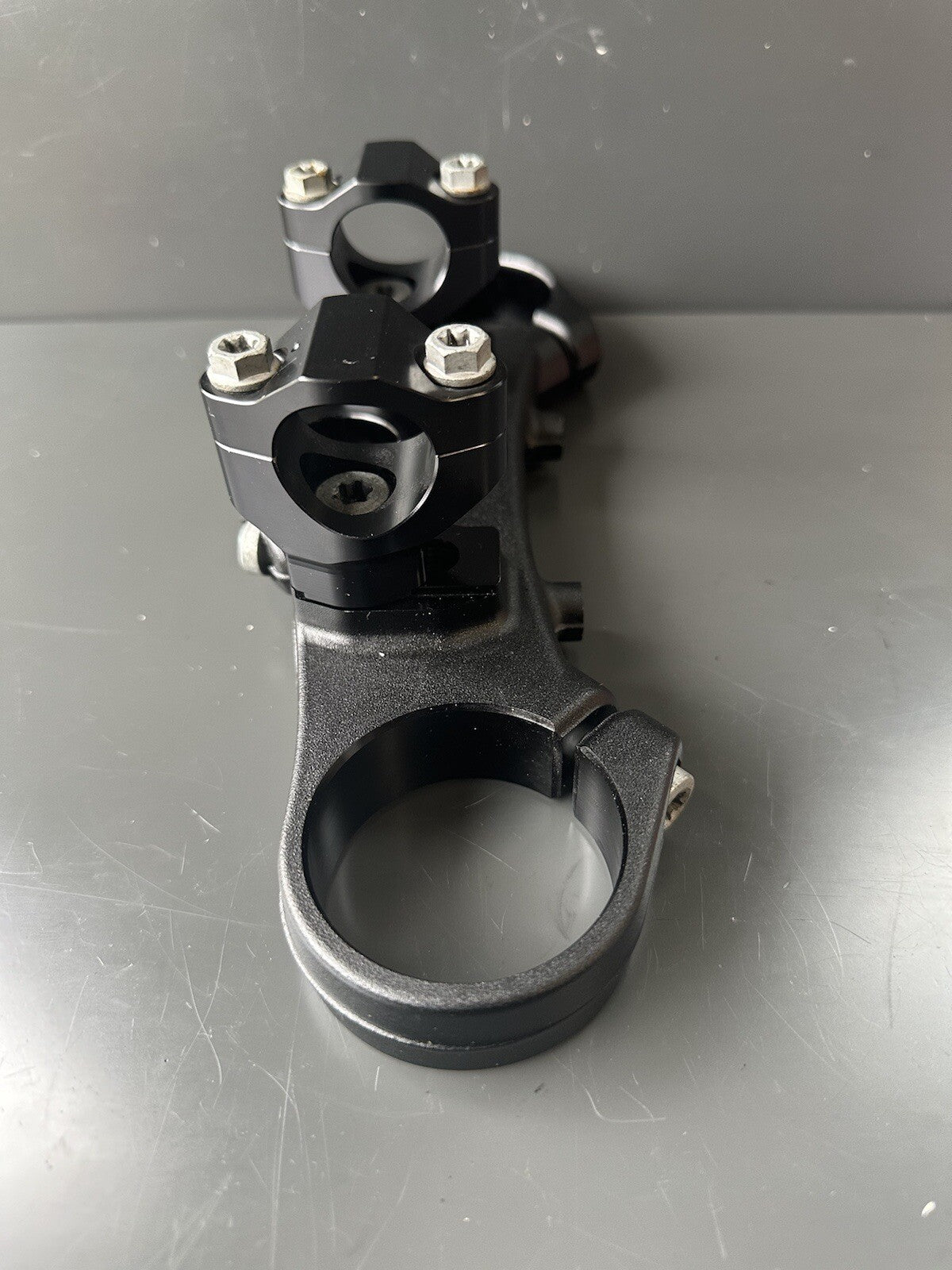 KTM 790 Top Yoke top upper fork yoke Top Yoke Top Fork Clamp 64101034032 OEM 20