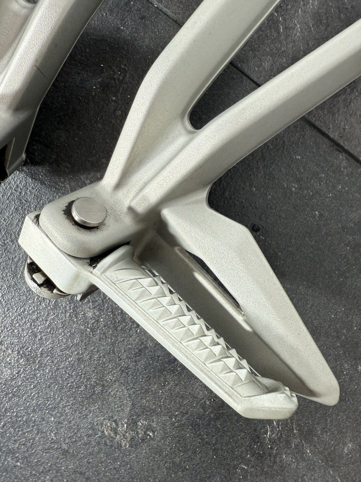 e5c167c6-7dbd-439b-a16d-9f8434605894