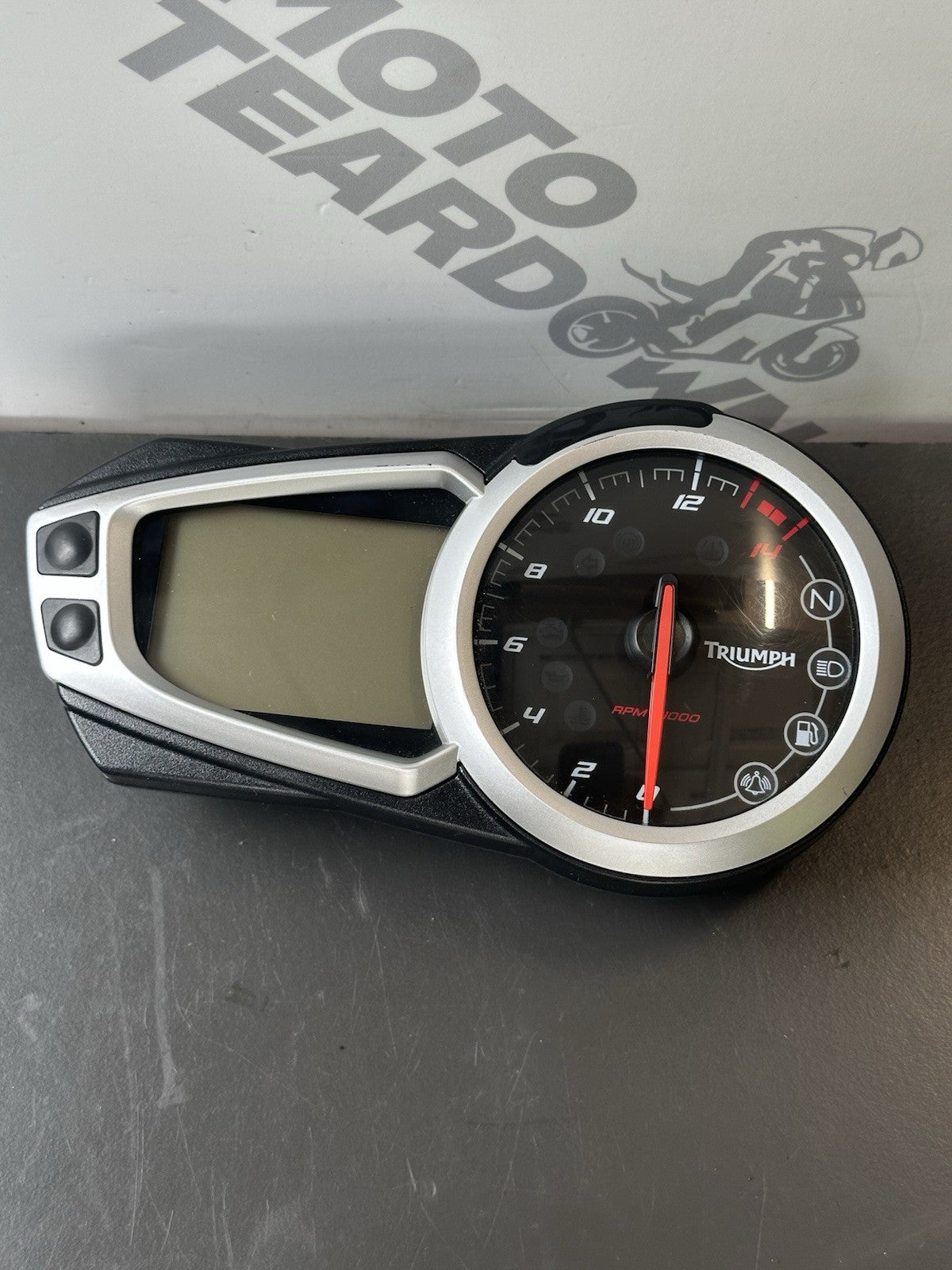 Triumph Street Triple 675 R 2015 Speedo Clocks Dash 62,378 Miles 2013-2016 OEM