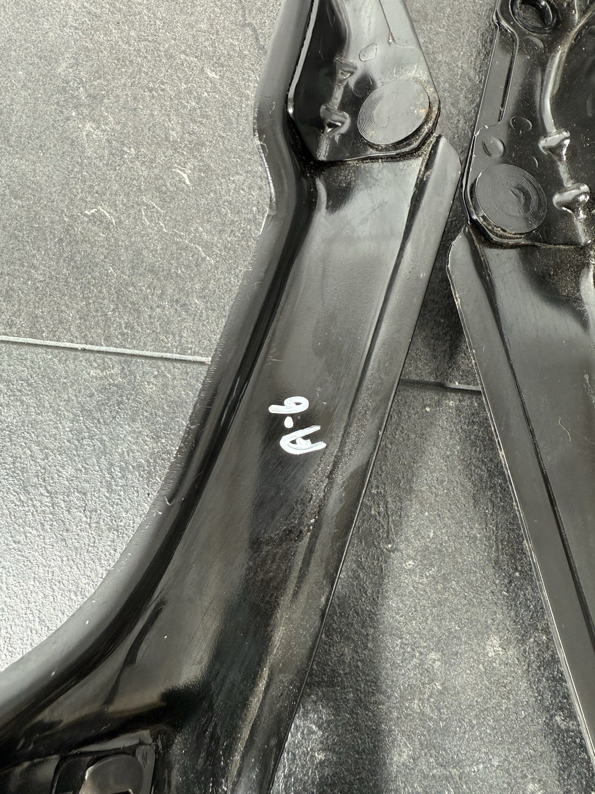 8b6858a8-2394-417d-b300-7d40a724c1d8