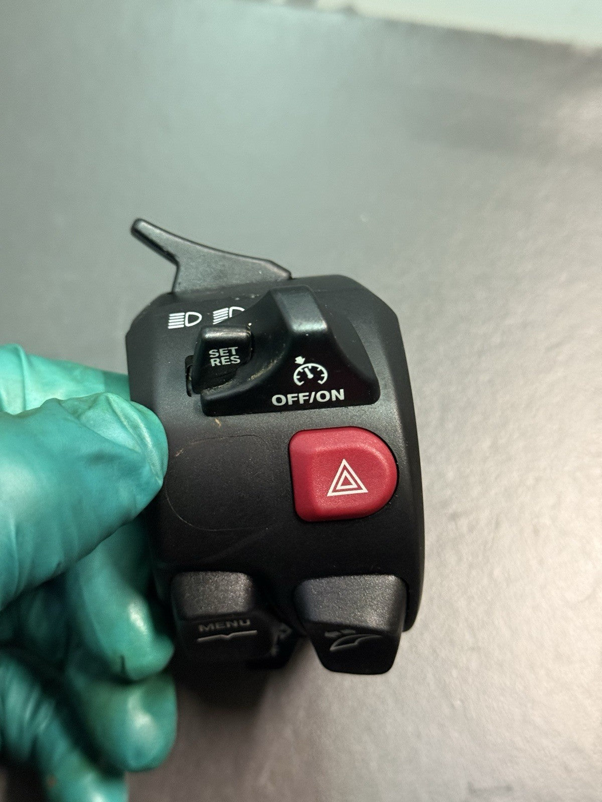 f7771664-869c-4a03-b27f-b22b522eb4d3